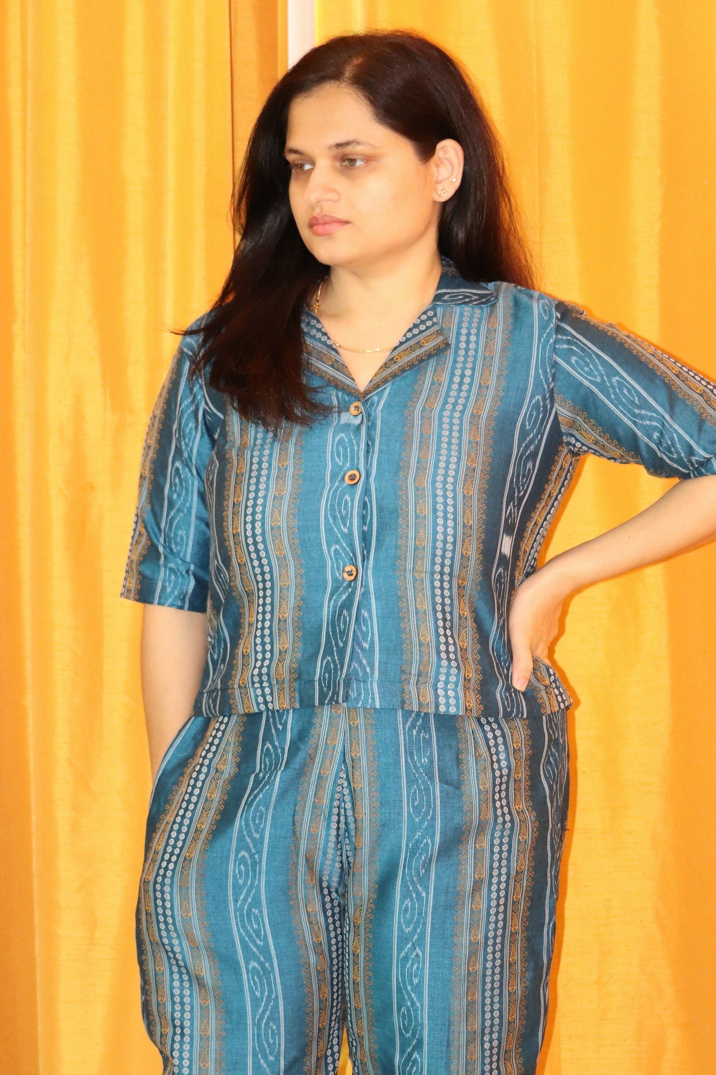 Earthyweaves Meghika Sambalpuri Co-ord Set - Swadesiicart