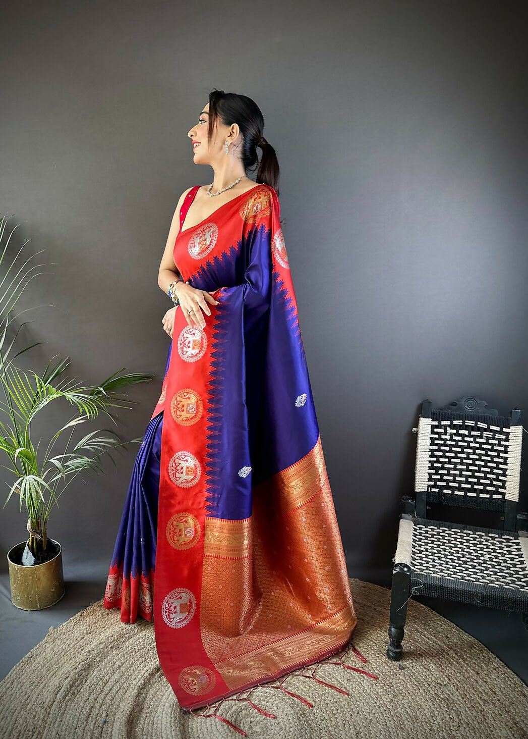 Joban Fashion Red Butti Banarasi Silk Sarees | Swadesiicart
