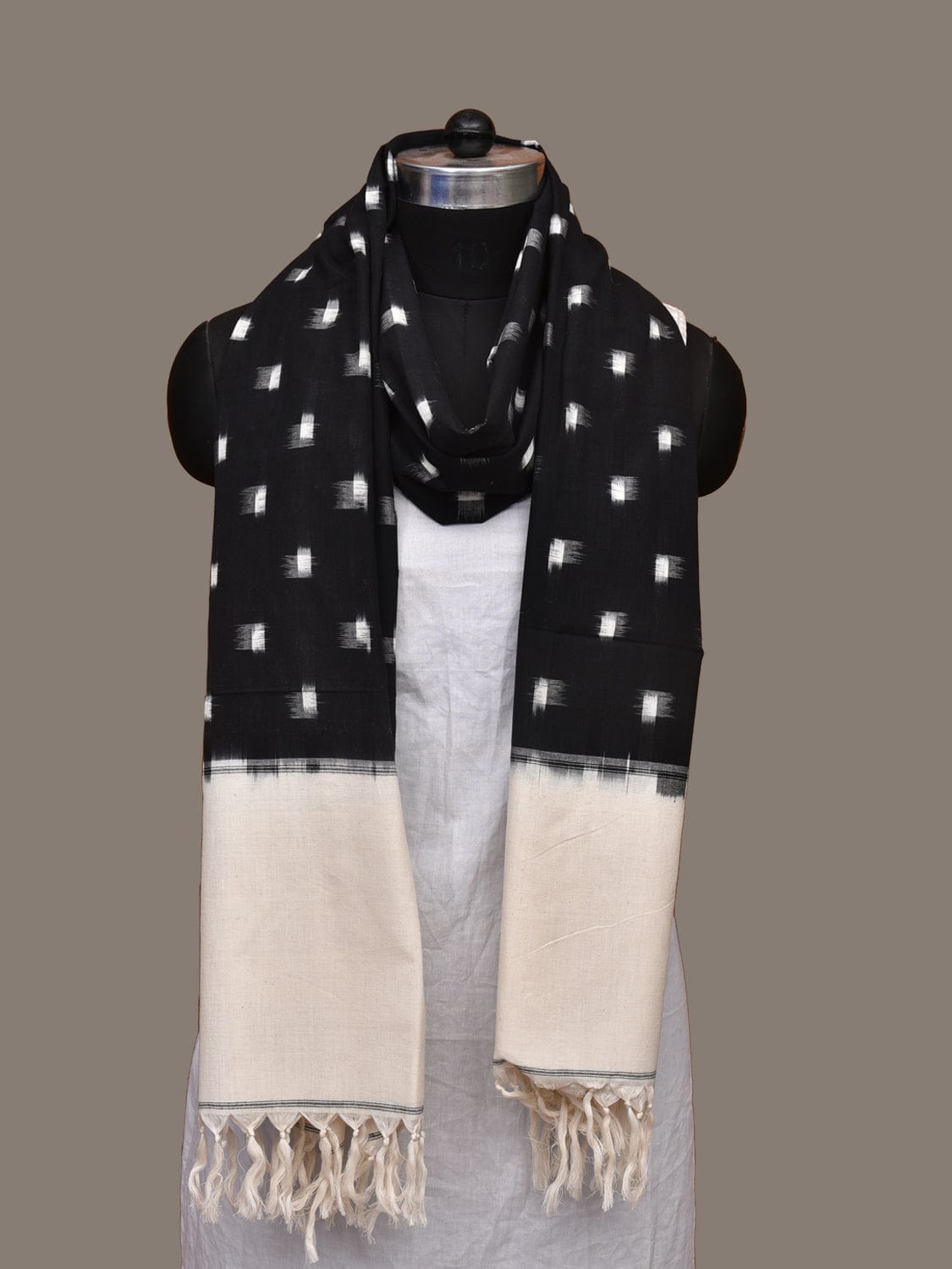 Black and White Pochampally Ikat Cotton Handloom Dupatta with Dots Design - Global Threads | Swadesiicart