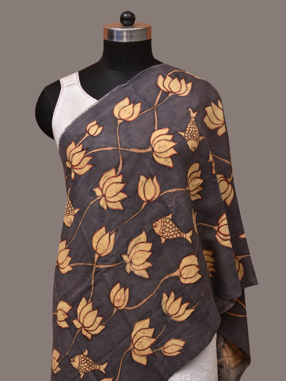 Black Kalamkari Hand Painted Sico Dupatta with Lotus and Fish Design - Global Threads | Swadesiicart