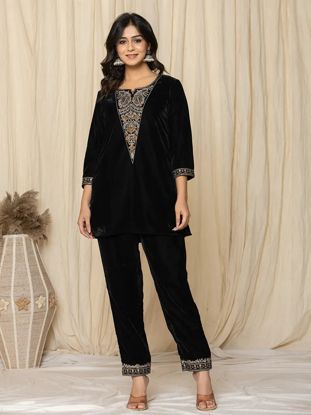 Yufta Black Velvet Embroidered Co-Ord Set - Swadesiicart