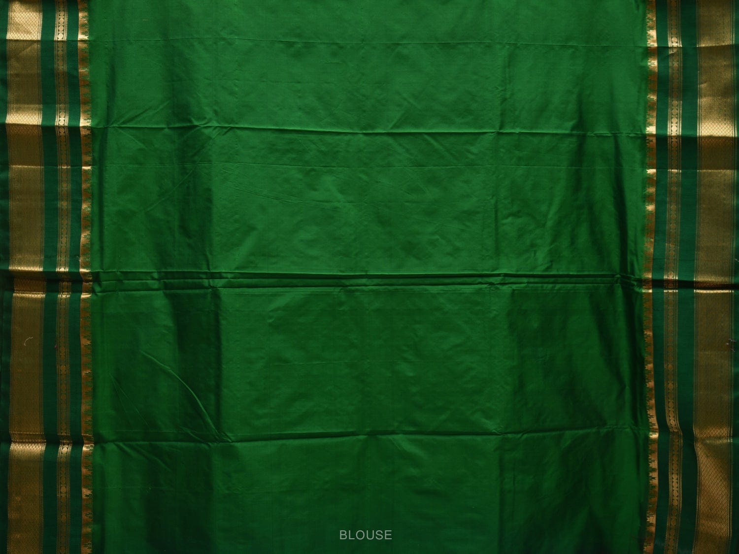 Blue and Green Gadwal Silk Handloom Saree with Checks Design - Global Threads | Swadesiicart