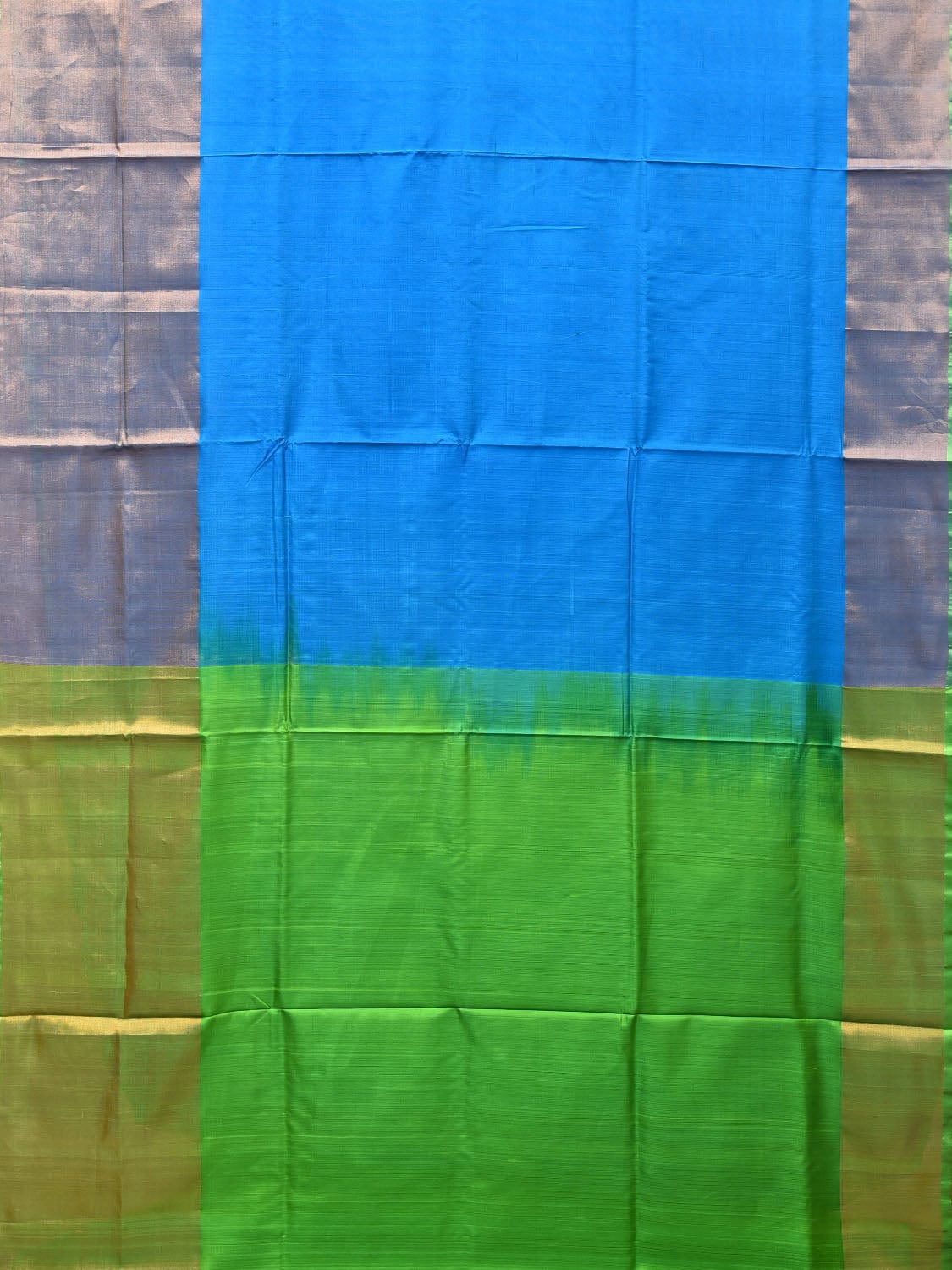 Blue and Green Uppada Silk Handloom Plain Saree with Big Border Design - Global Threads | Swadesiicart