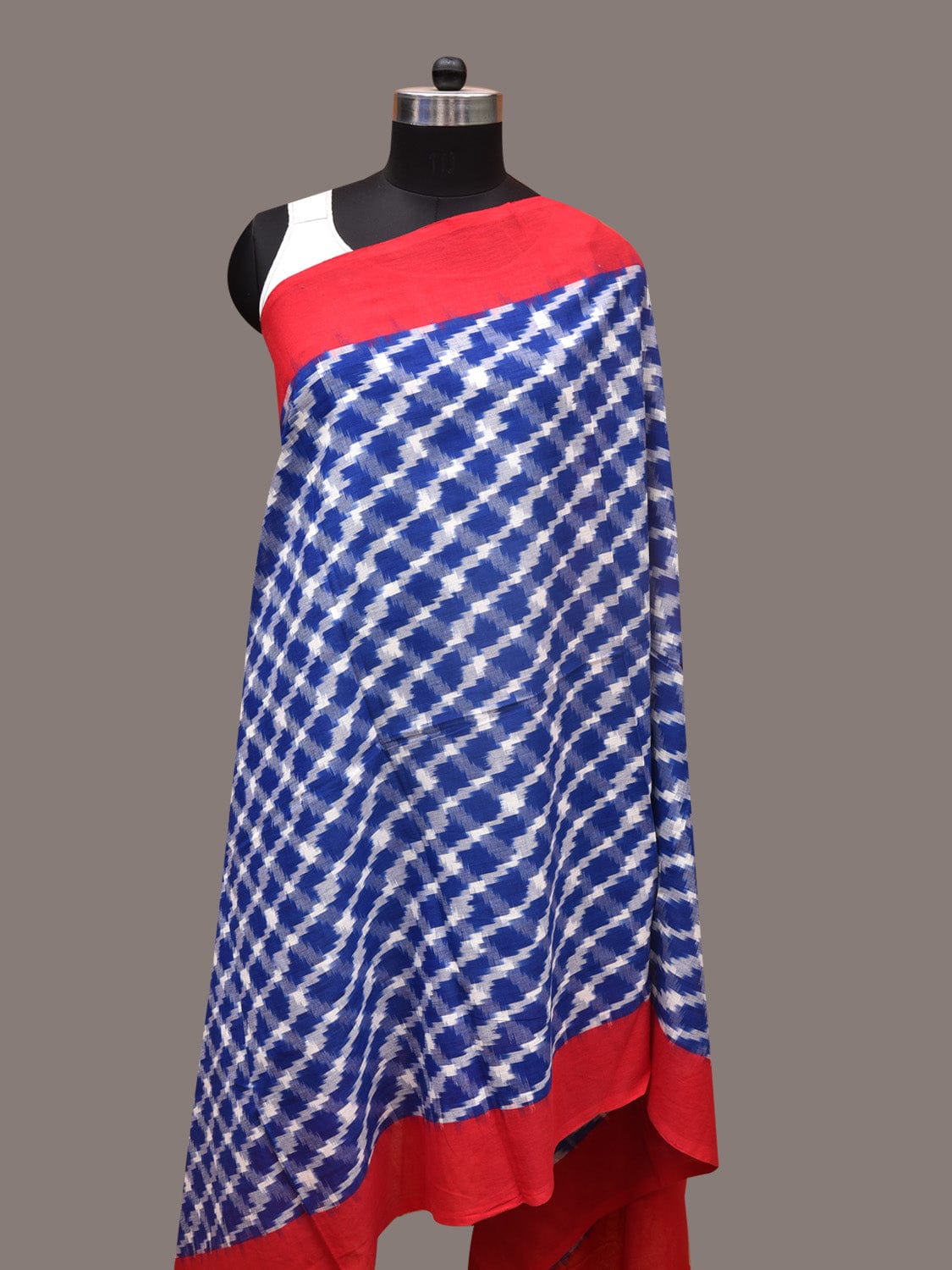 Blue and Red Pochamaplly Ikat Cotton Handloom Dupatta with Grill Design - Global Threads | Swadesiicart