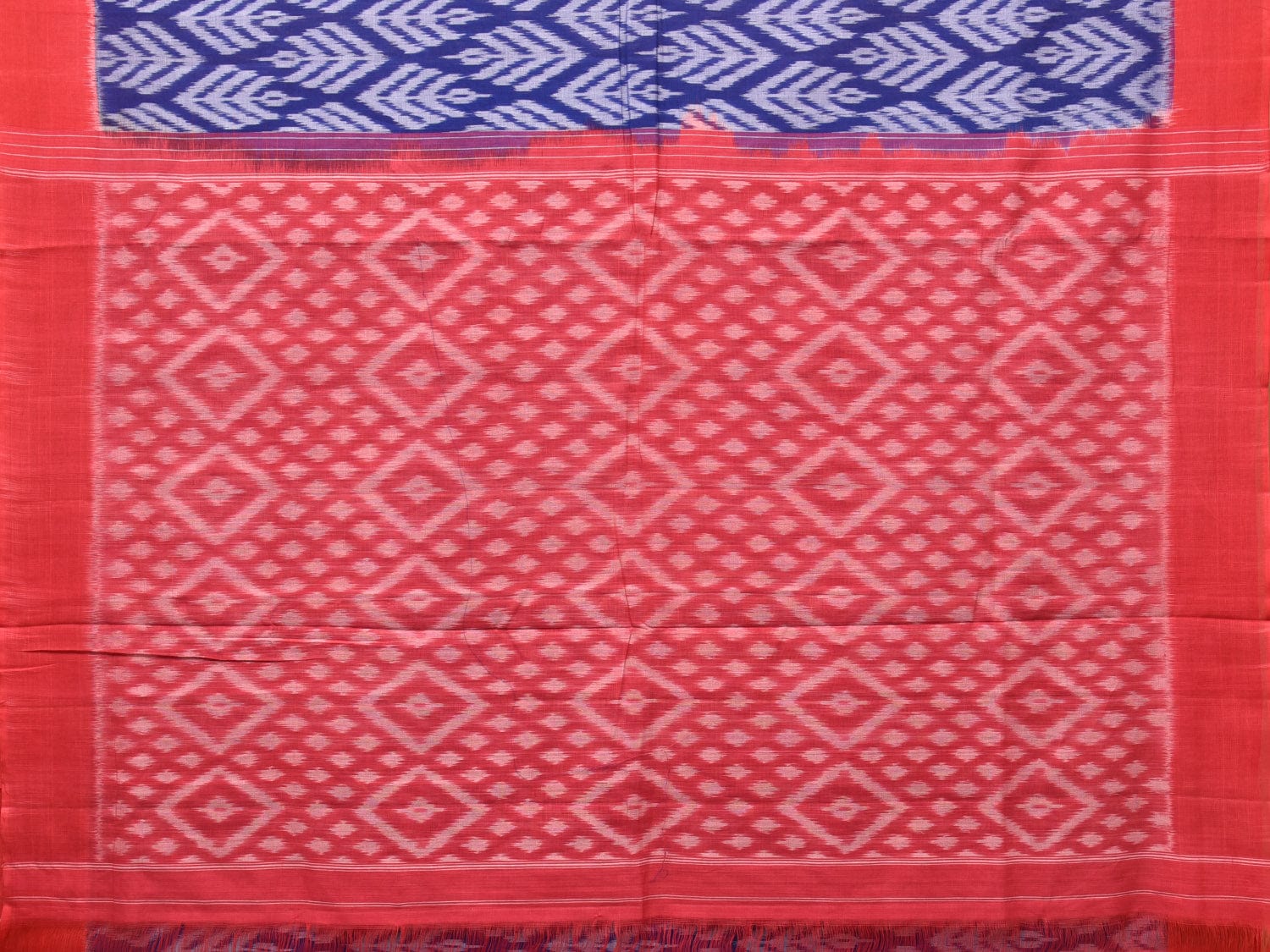 Blue and Red Pochampally Ikat Cotton Handloom Saree with All Over Design - Global Threads | Swadesiicart