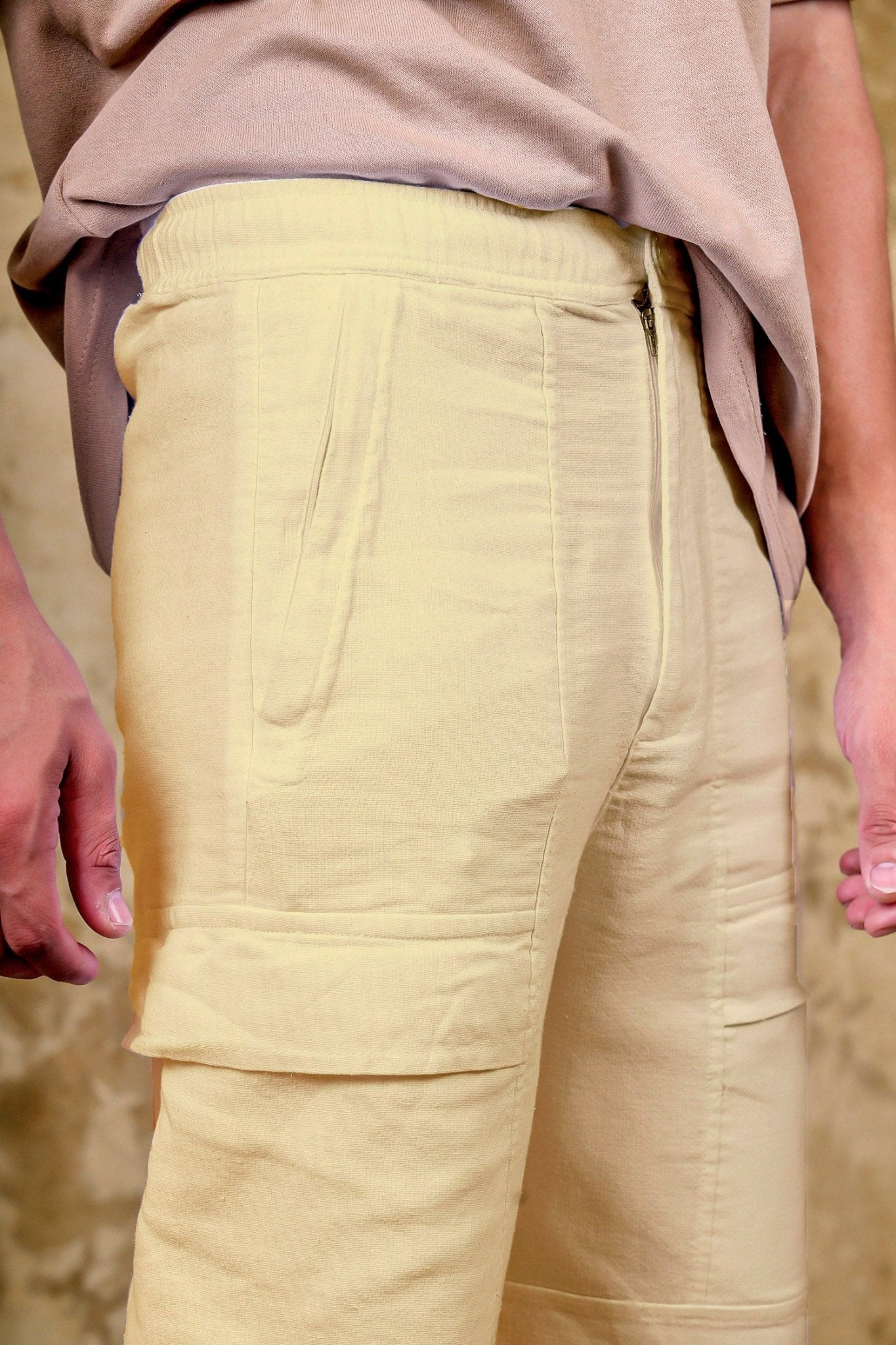 Bluebird Men's Cotton Cargo Pants Loose Fit Beige | Swadesiicart