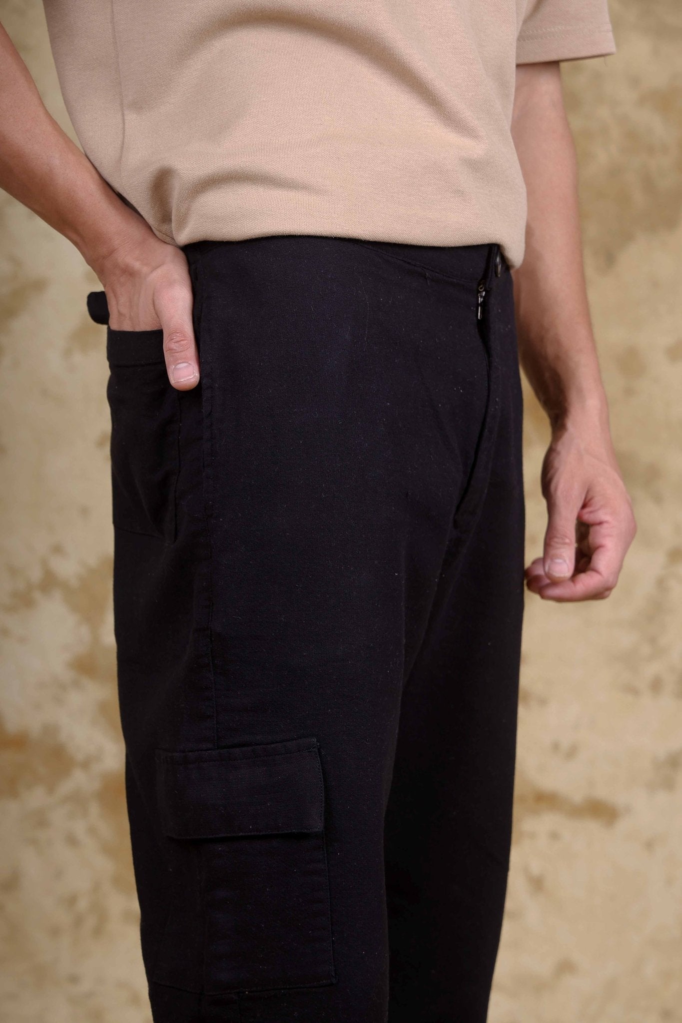 Bluebird Men's Slim Fit Cotton Cargo Pant Black | Swadesiicart