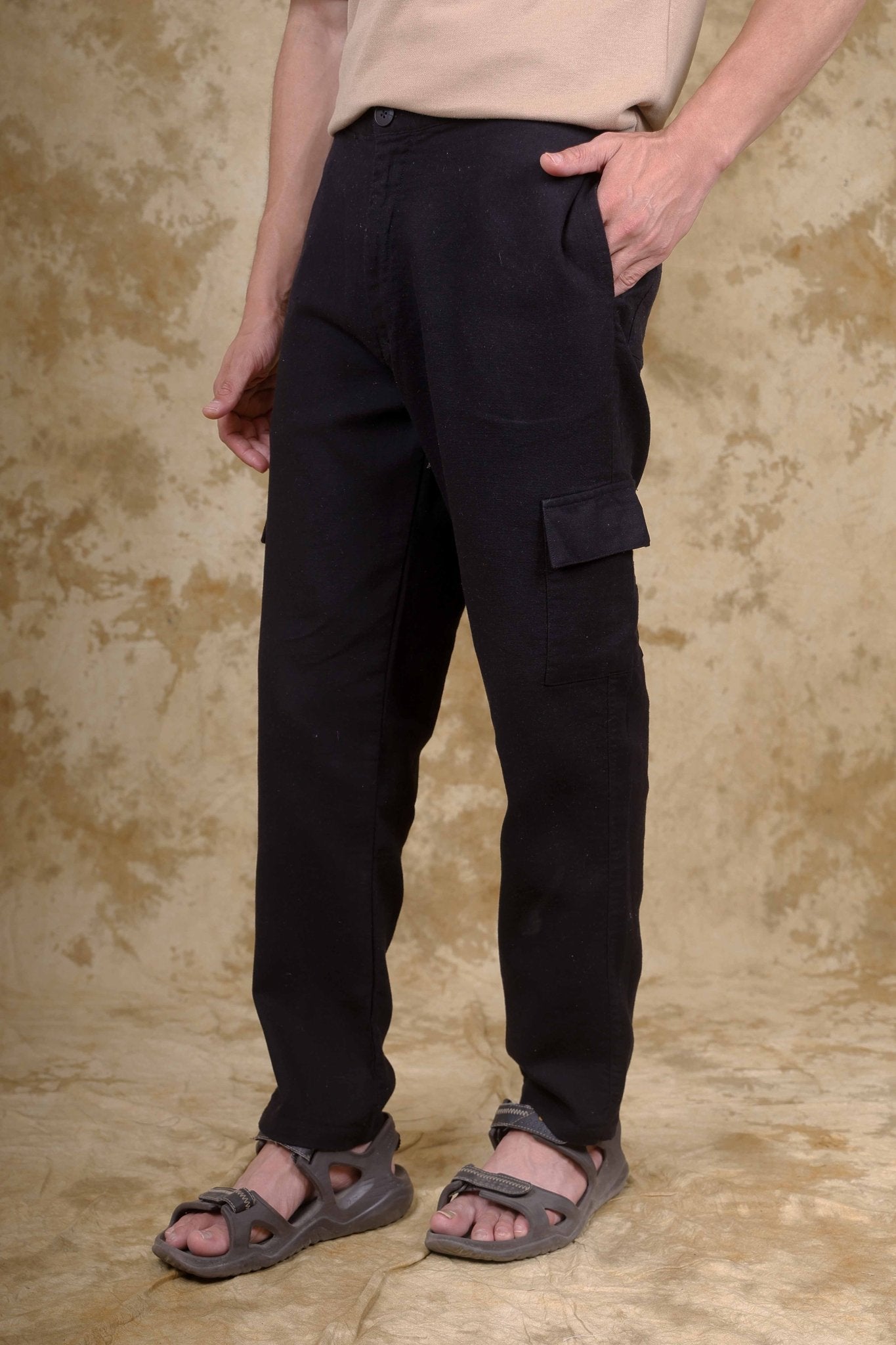 Bluebird Men's Slim Fit Cotton Cargo Pant Black | Swadesiicart