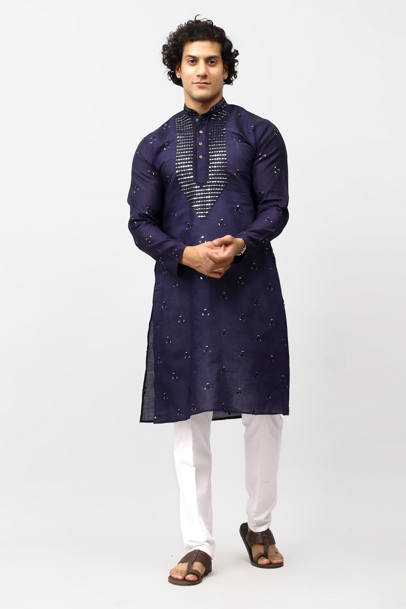 Bluesaanchi Men's Navy Blue Kurta Set with Embroidery Motif | Swadesiicart