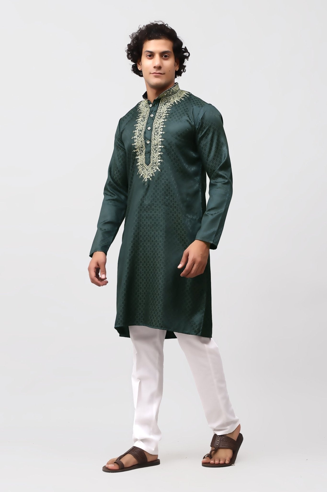 Bluesaanchi Zari Embroidered Kurta Set for Men Green Color | Swadesiicart
