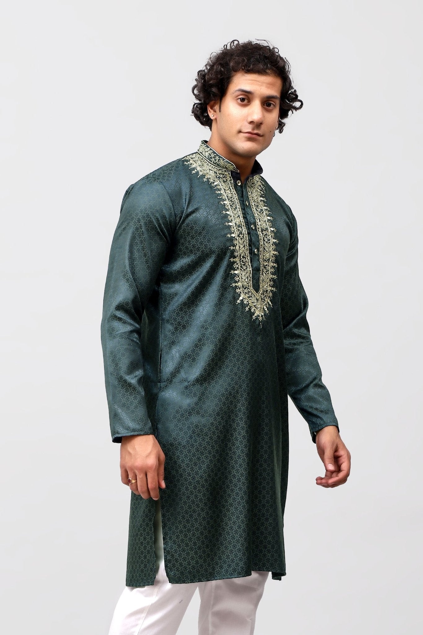 Bluesaanchi Zari Embroidered Kurta Set for Men Green Color | Swadesiicart