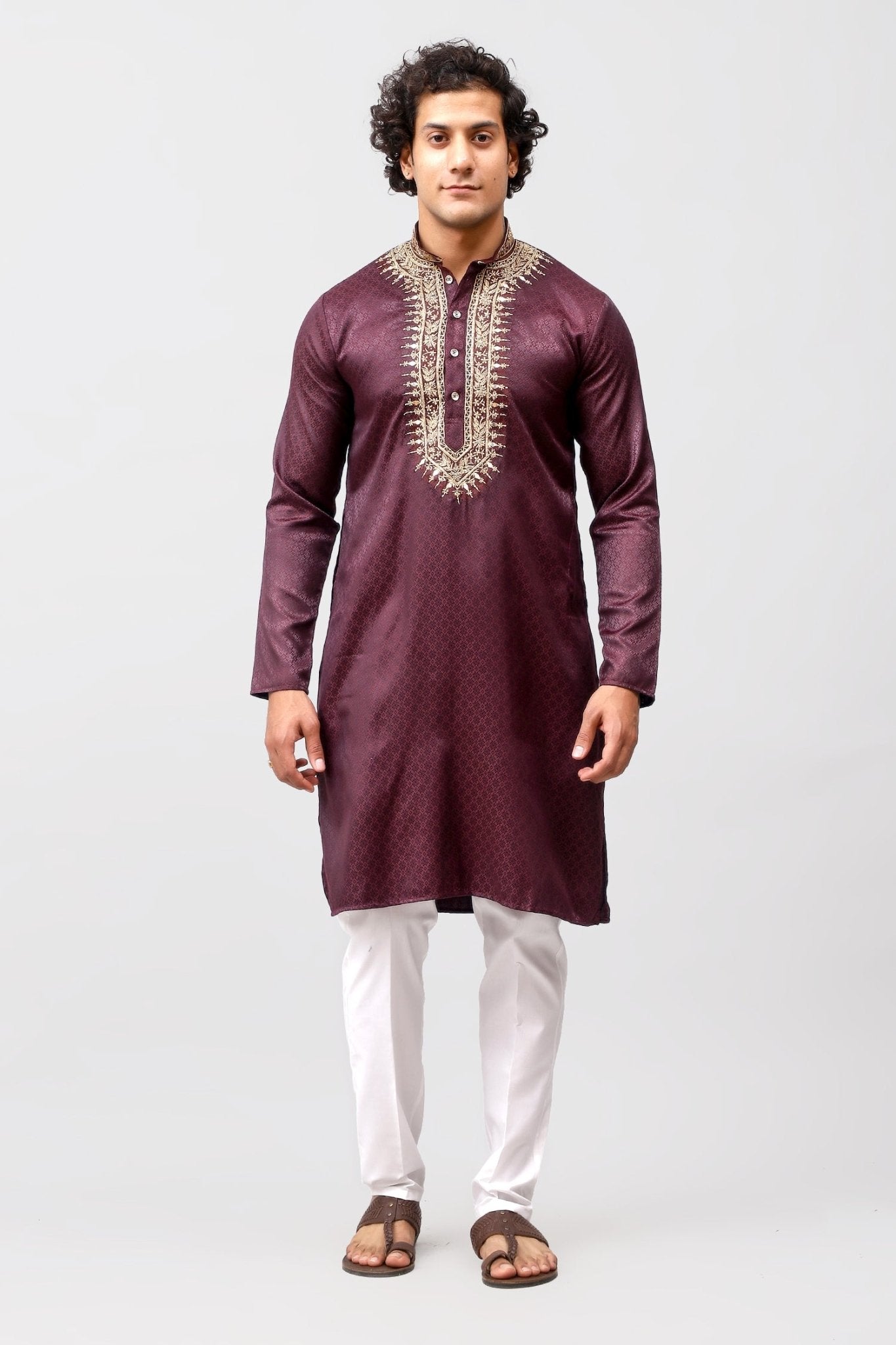 Bluesaanchi Zari Embroidered Kurta Set for Men Maroon Color | Swadesiicart