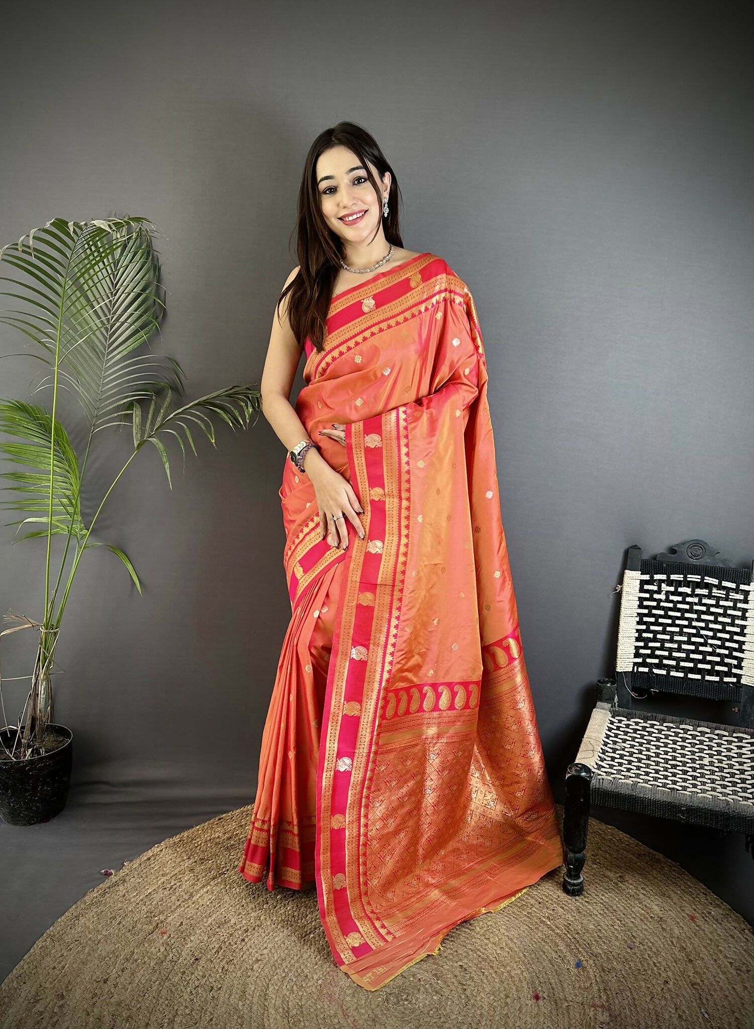 Joban Fashion Peach Banarasi Soft Silk Woven Saree | Swadesiicart