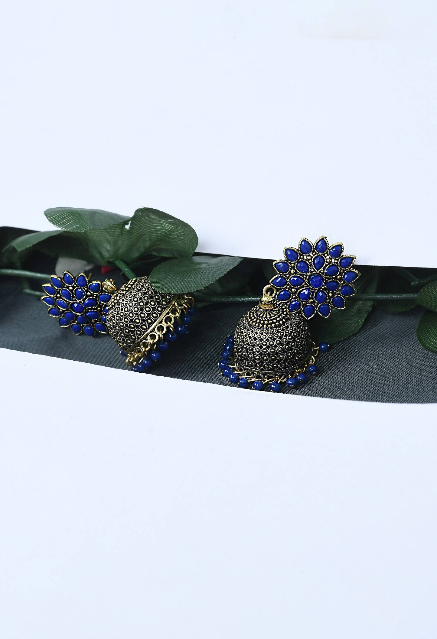 Mominos Fashion Johar Kamal Kundan Work Jhumka With Blue Beads For Women - Swadesiicart