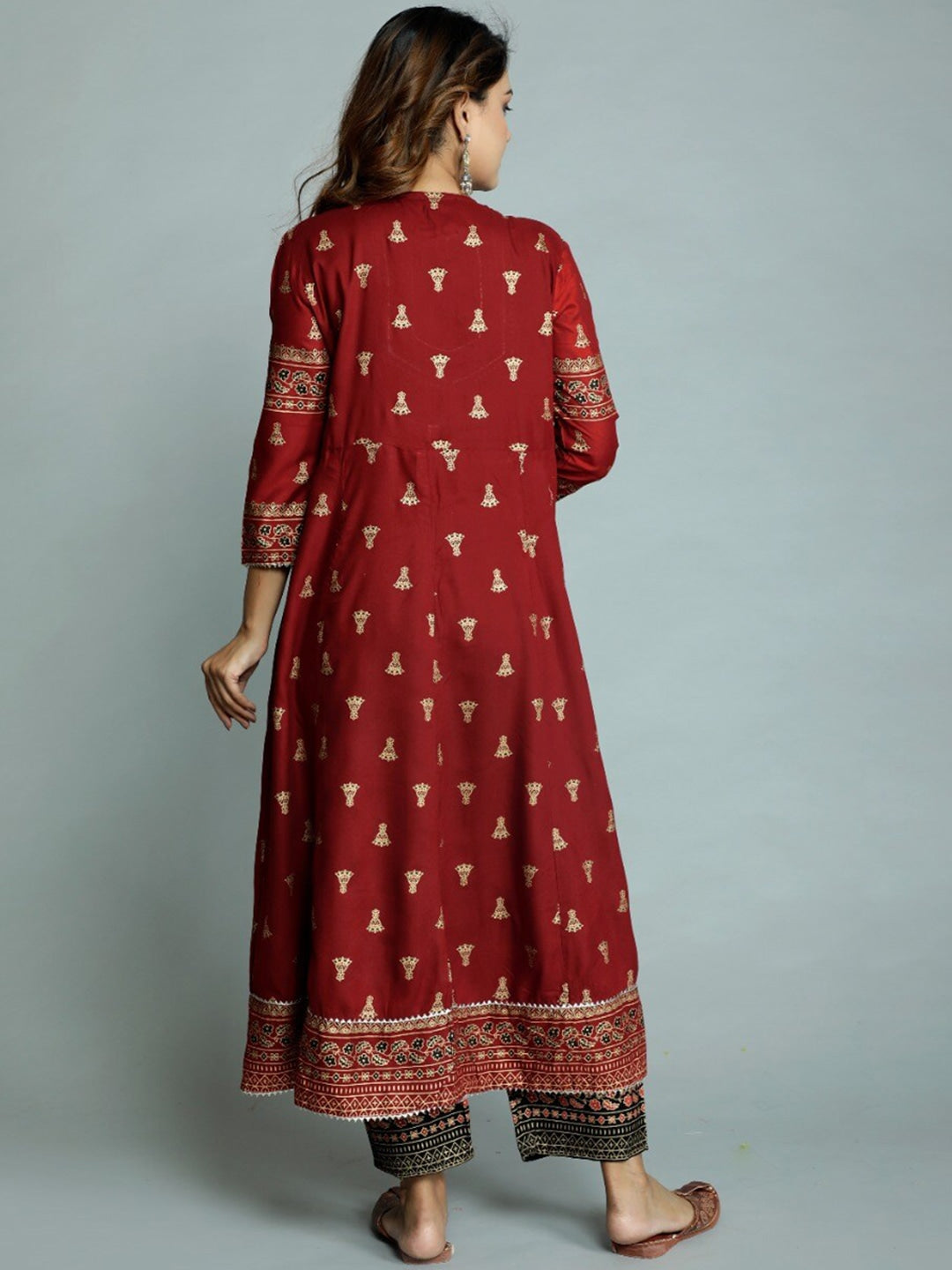 Indian Clothing Women's Red Embroidered Panelled Kurti with Trousers & With Dupatta - NOZ2TOZ - Swadesiicart
