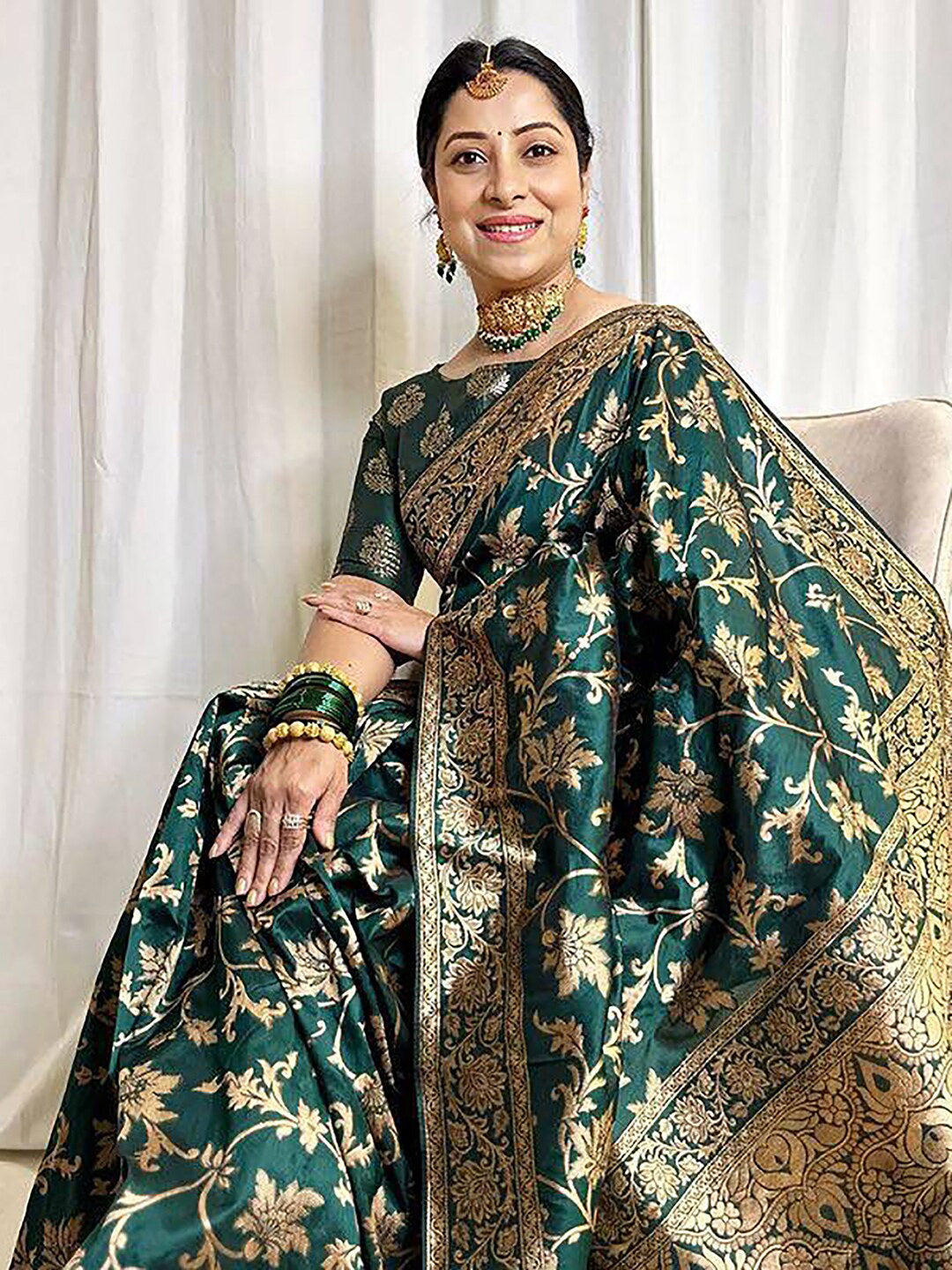 Kalini Floral Woven Design Banarasi Saree | Swadesiicart