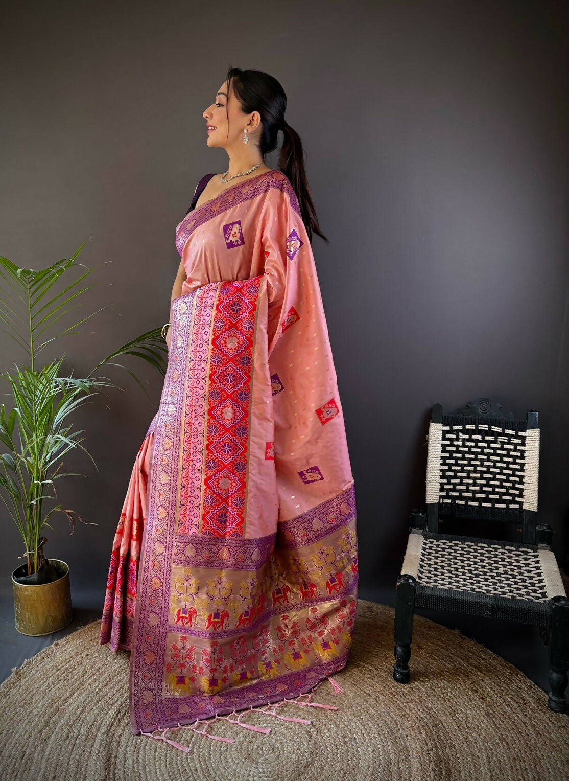 Joban Fashion Lavender Small Butti Banarasi Silk Sarees | Swadesiicart