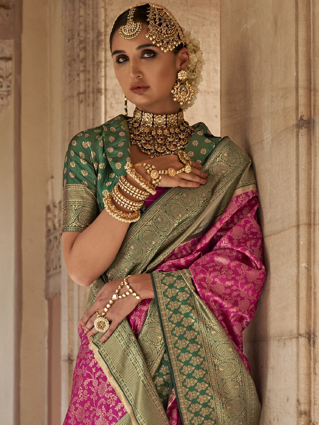 Mitera Pink & Green Floral Woven Design Zari Banarasi Saree | Swadesiicart