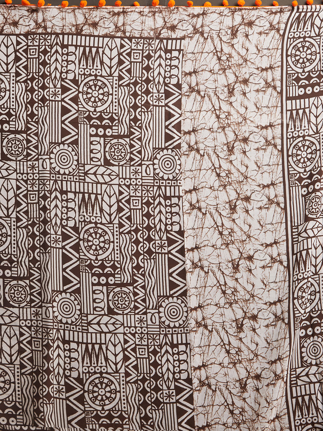 Tikhi Imli Brown & White Poly Georgette Printed Saree | Swadesiicart