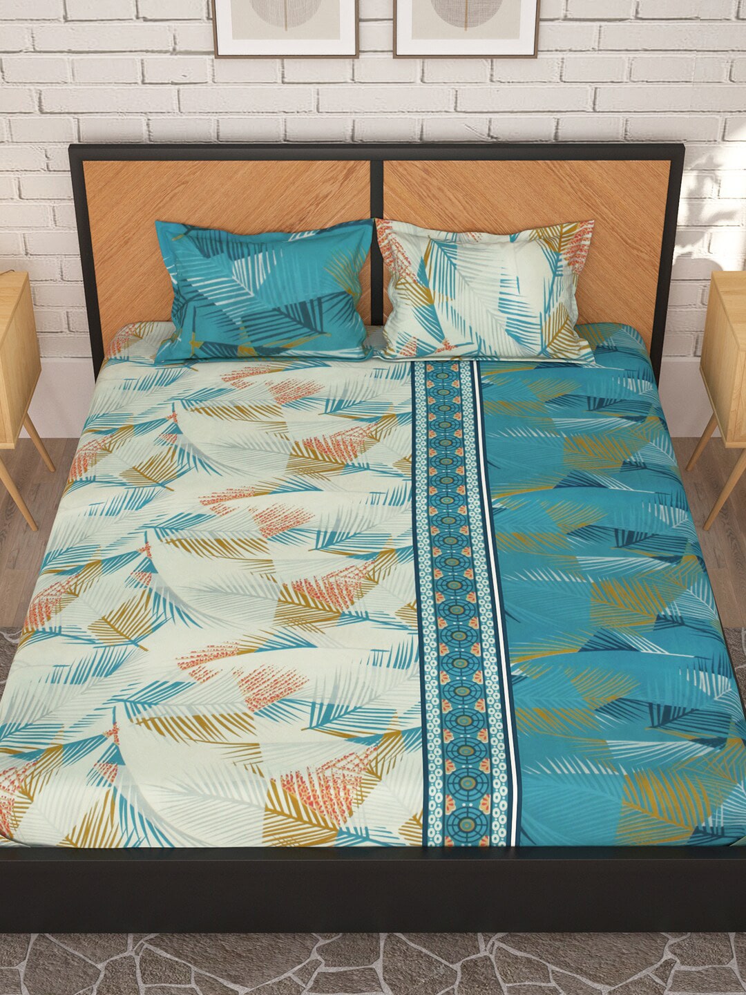 Story@home Blue & White Floral Microfiber 180 TC Queen Bedsheet With 2 Pillow Covers - Swadesiicart