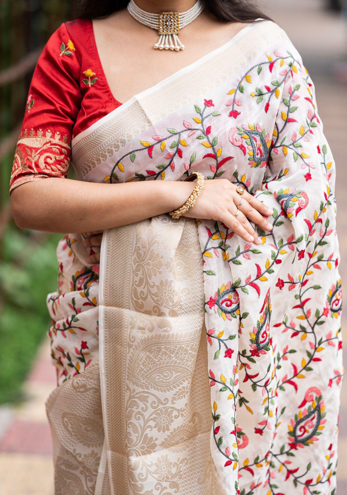 White Jute Silk Ethnic Motifs Saree with Unstitched Blouse - Hiral Fashion | Swadesiicart