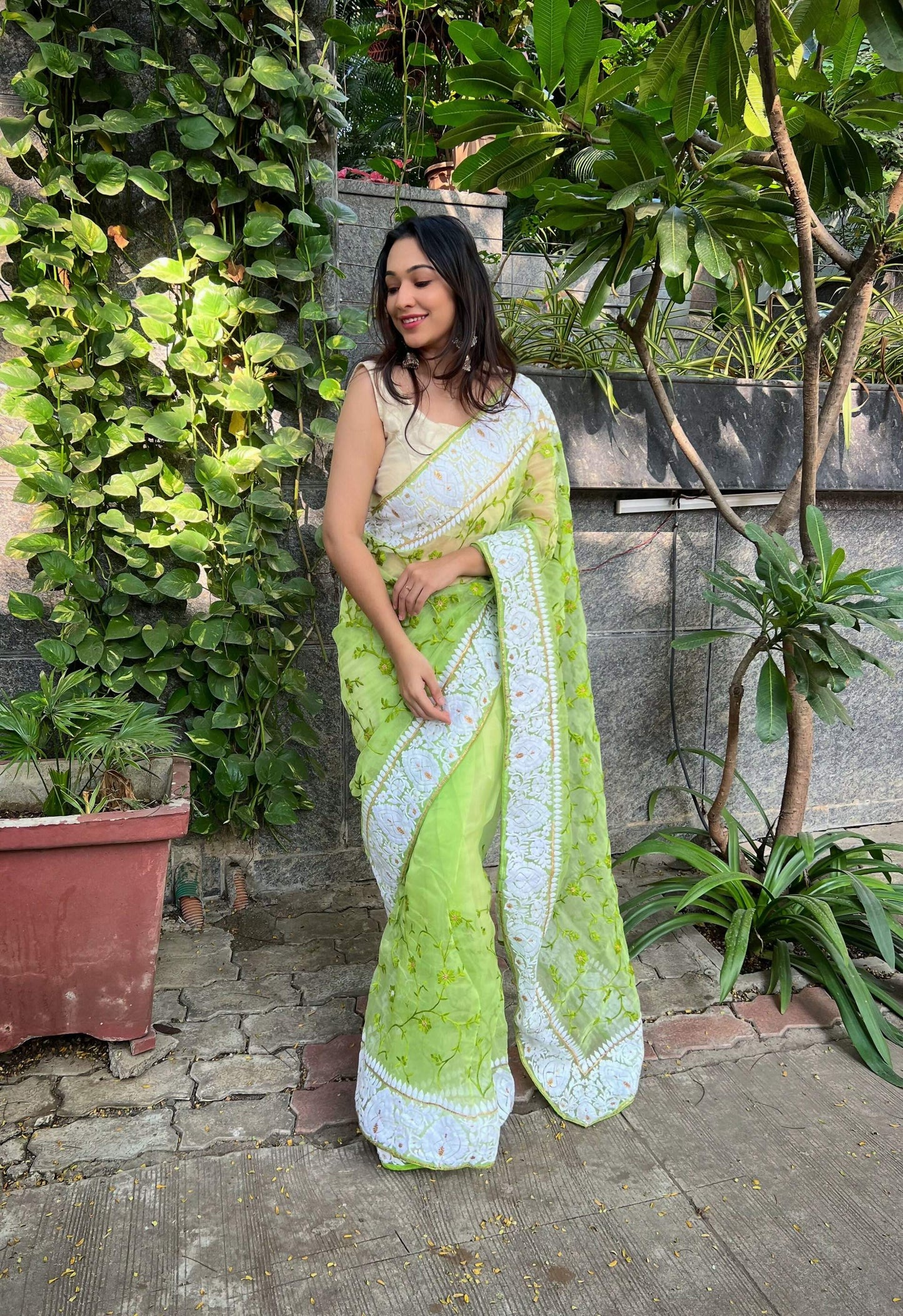 Vamsee Palak Saavi Green Organza Saree - Swadesiicart