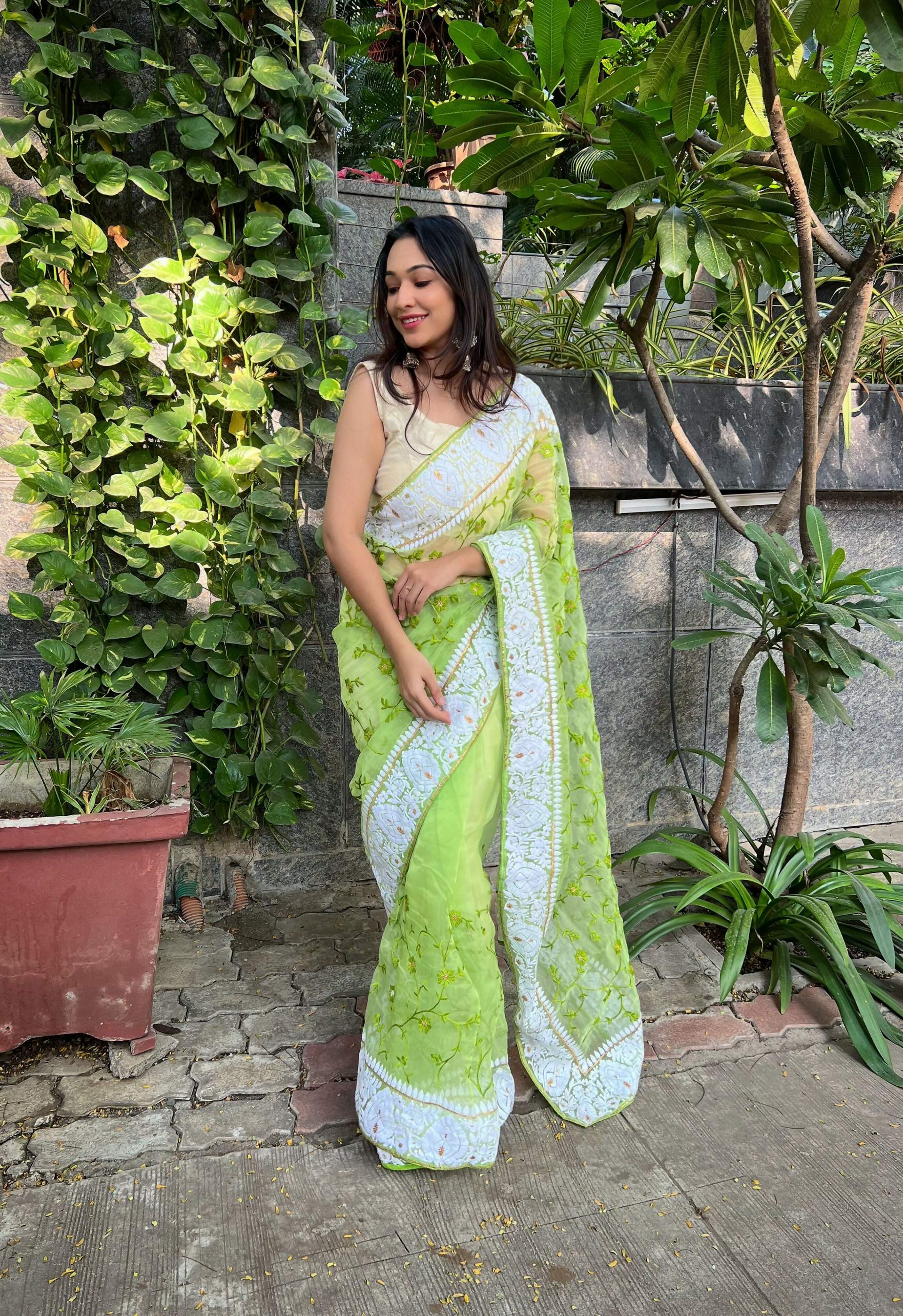 Vamsee Palak Saavi Green Organza Saree - Swadesiicart