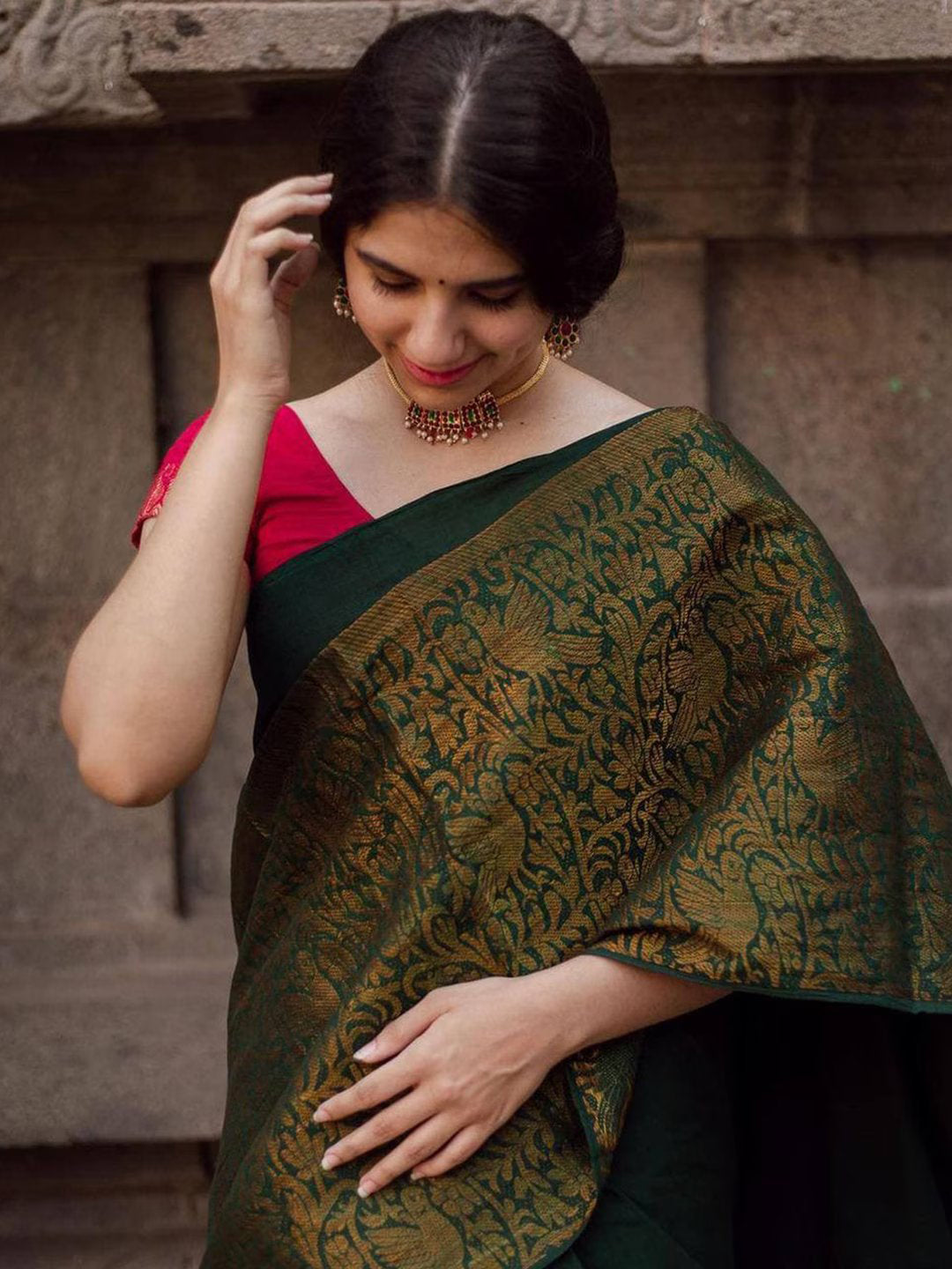 Kalini Ethnic Motifs Woven Design Zari Banarasi Saree | Swadesiicart