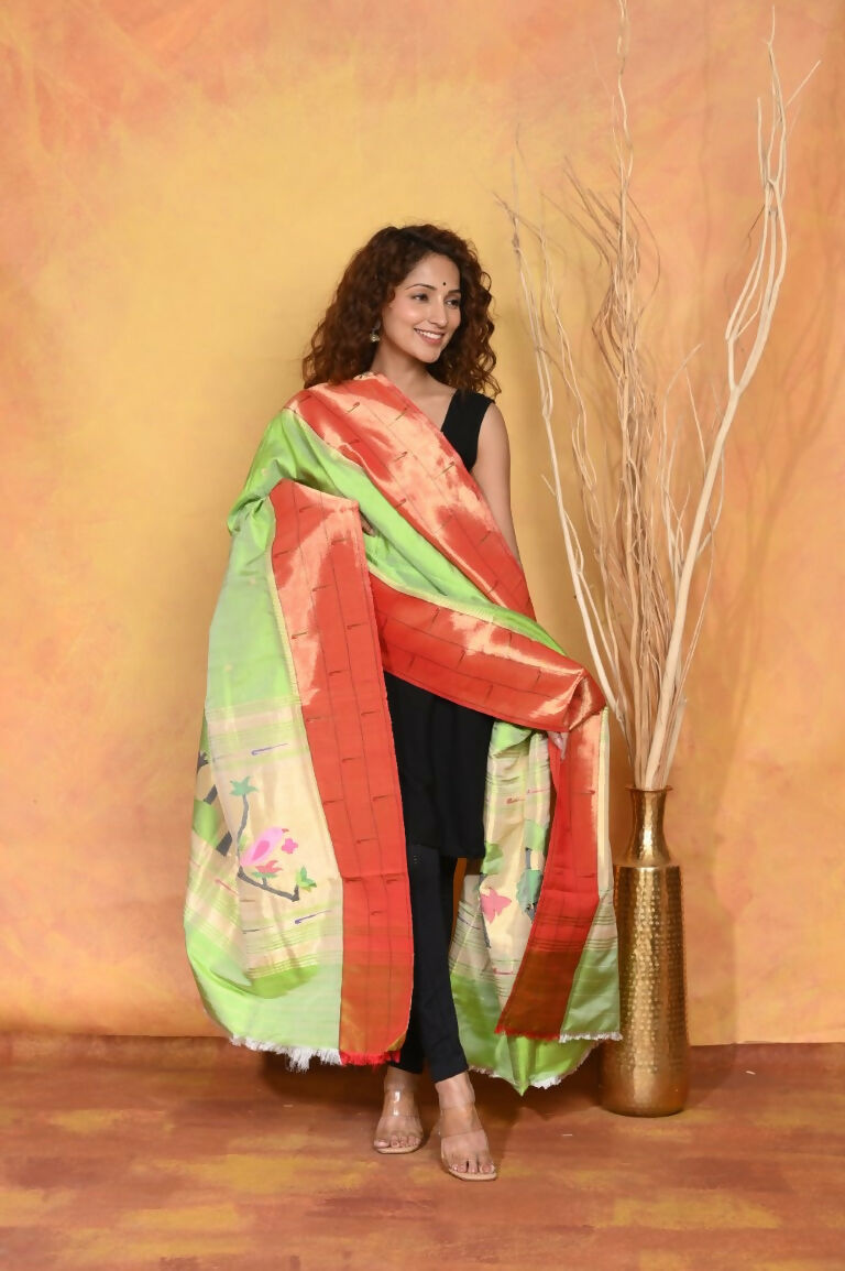 Very Much Indian Handloom Pure Cotton Paithani Dupatta - White | Swadesiicart
