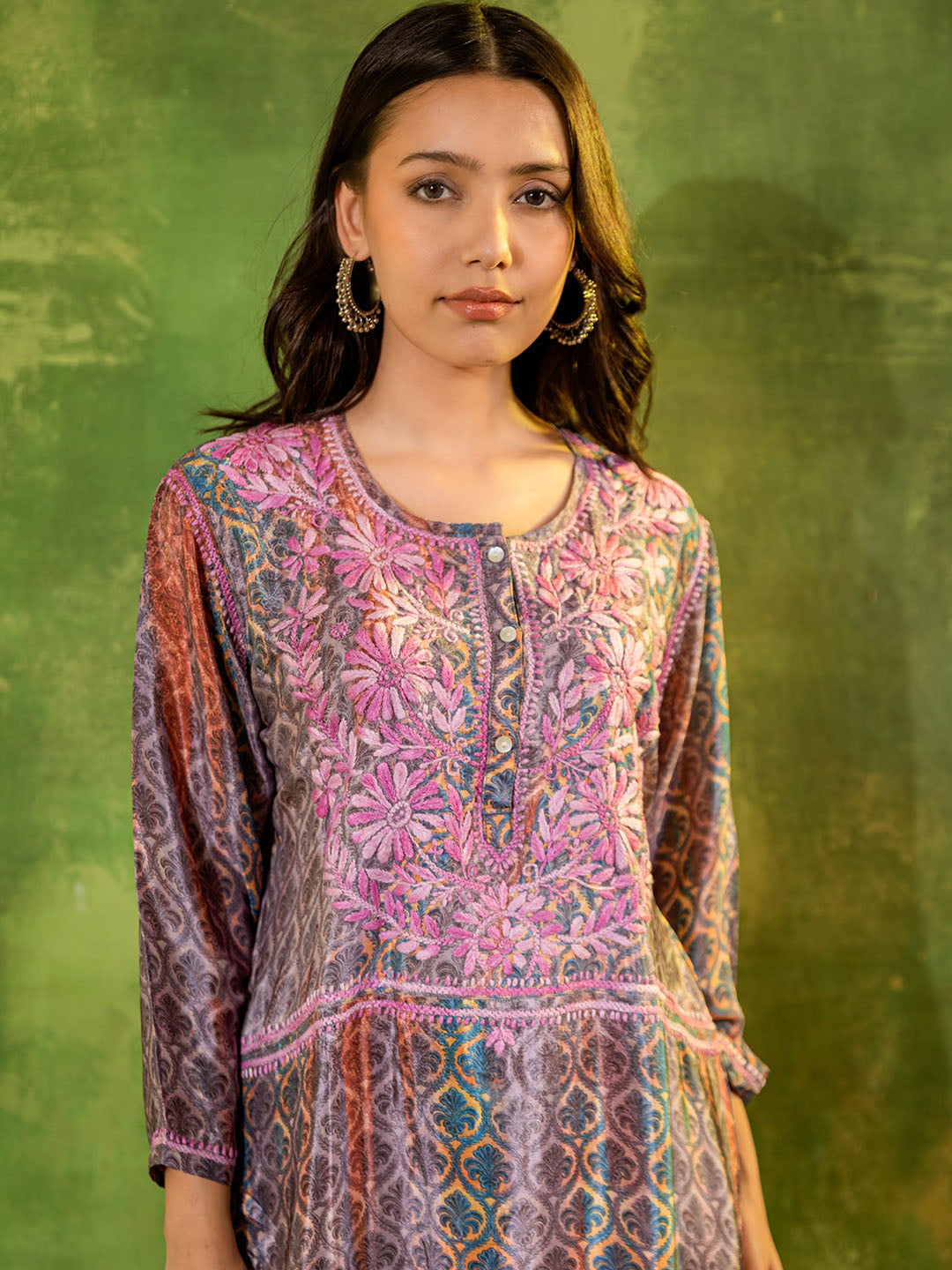 HOUSE OF KARI Floral Embroidered Regular Chikankari Straight Kurta with Palazzos | Swadesiicart
