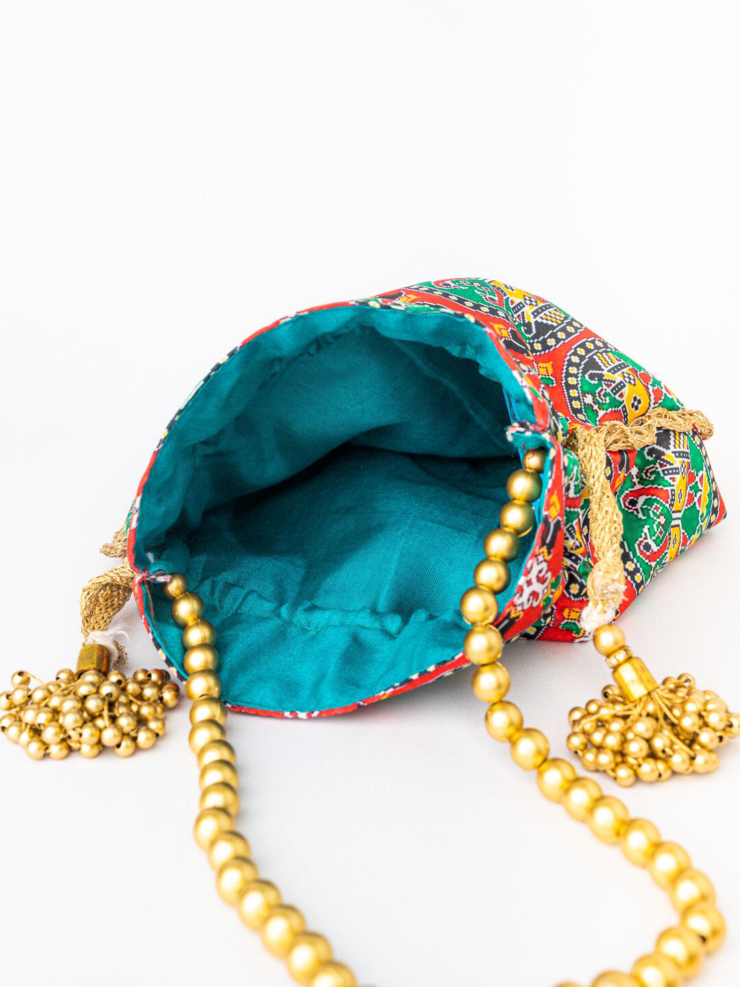 NR By Nidhi Rathi Red & Green Printed Potli Clutch - Swadesiicart