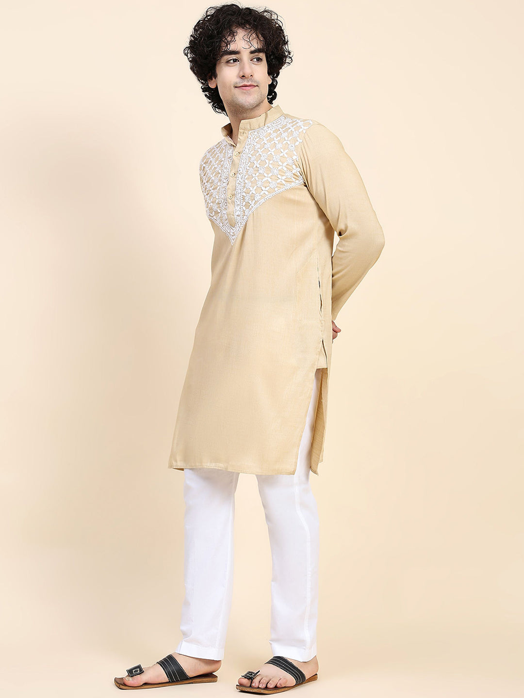HOUSE OF KARI Ethnic Motifs Yoke Design Mandarin Collar Chikankari Pure Cotton Kurta | Swadesiicart