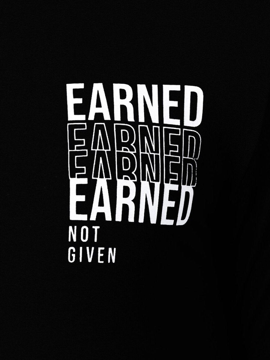 Alcis Typography Printed Dry Tech Slim Fit T-Shirt | Swadesiicart