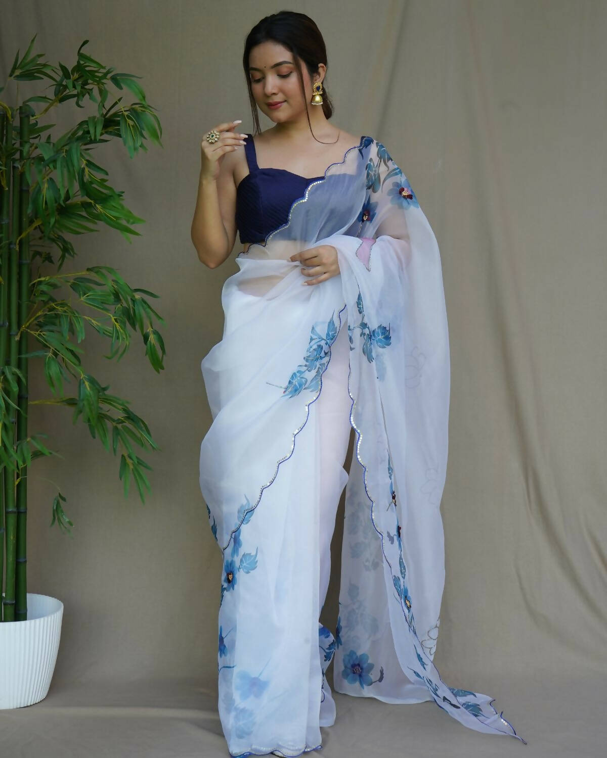 Vamsee White Organza Saree - Swadesiicart