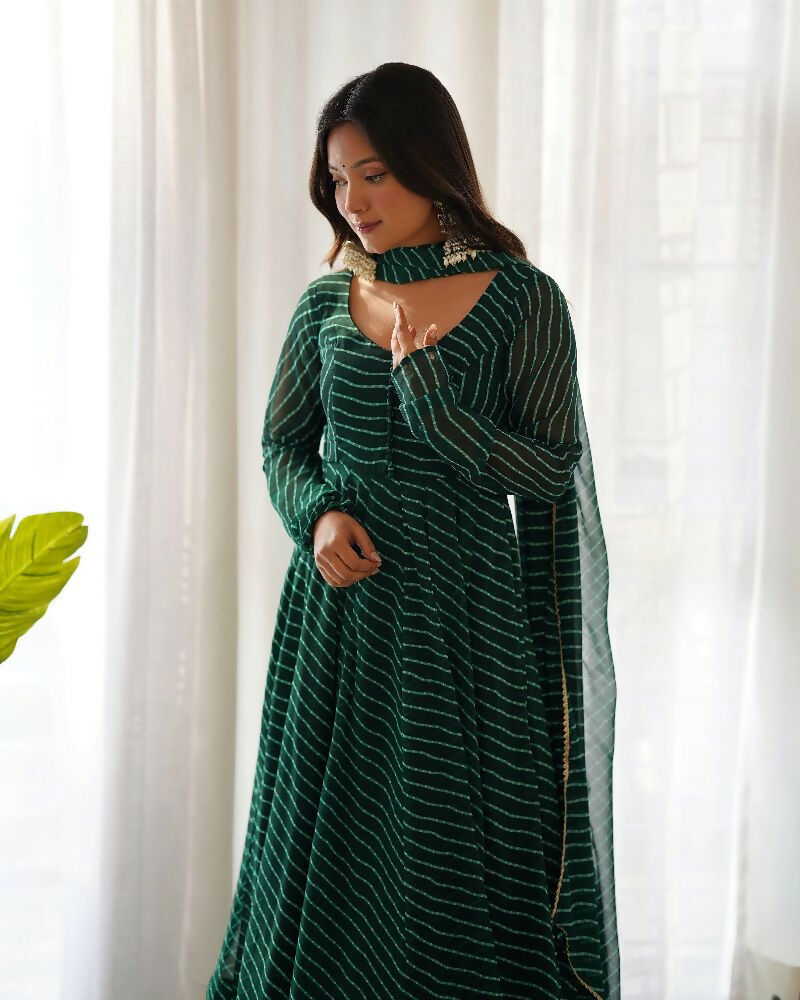 Joban Fashion Green Kurta Set Georgette Sequence Embroidery Work - Swadesiicart