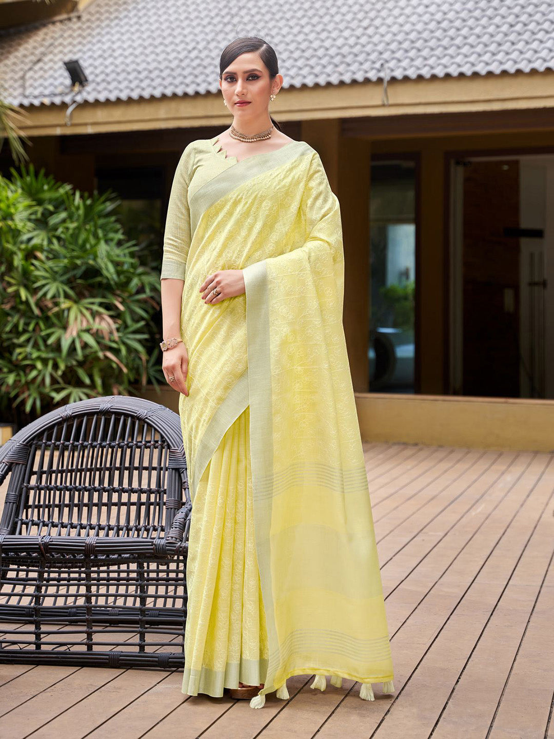 Mitera Yellow & White Floral Embroidered Zari Pure Linen Banarasi Saree | Swadesiicart
