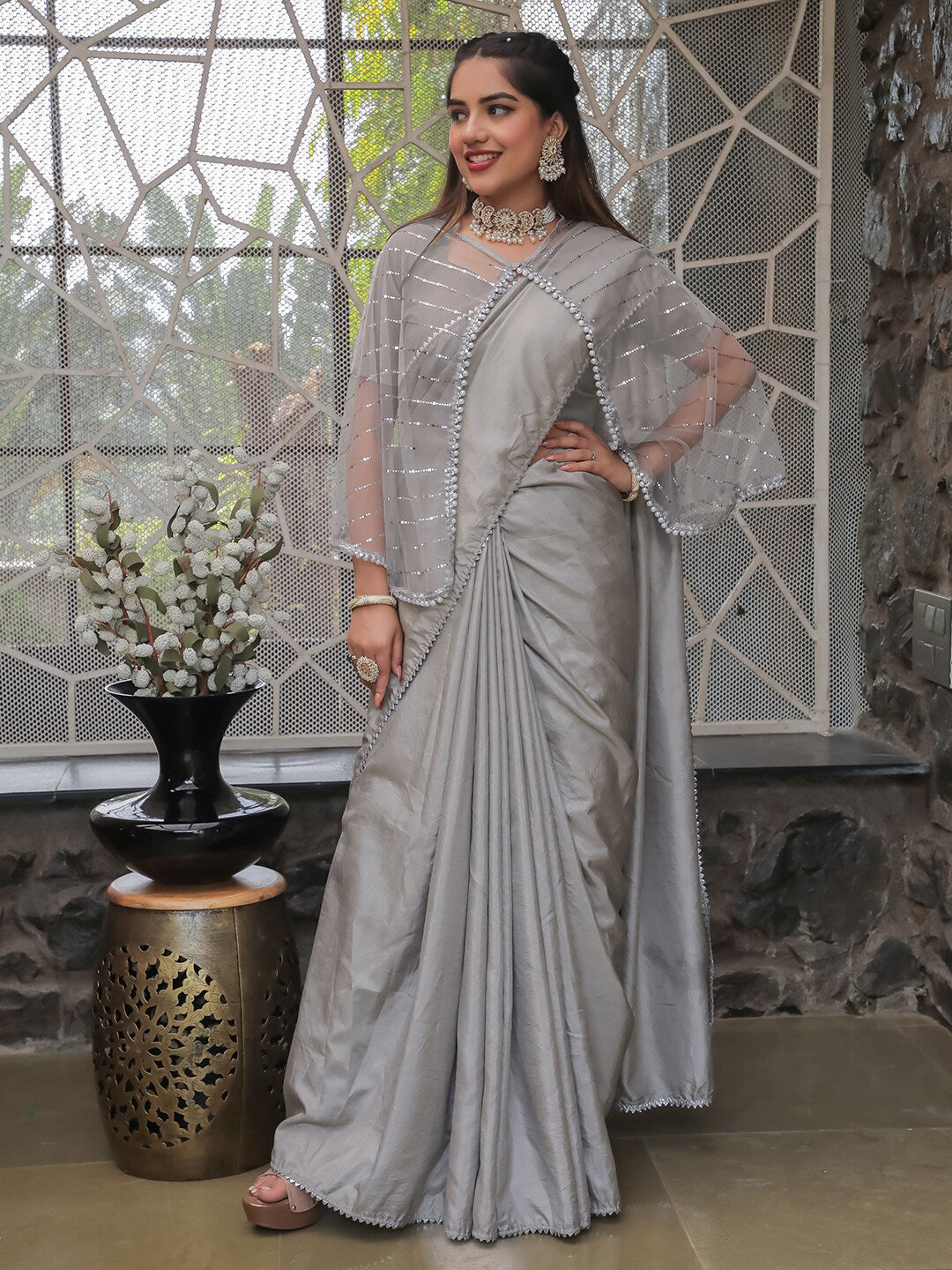 Tikhi Imli Embellished Border Sequinned Saree With Cape | Swadesiicart