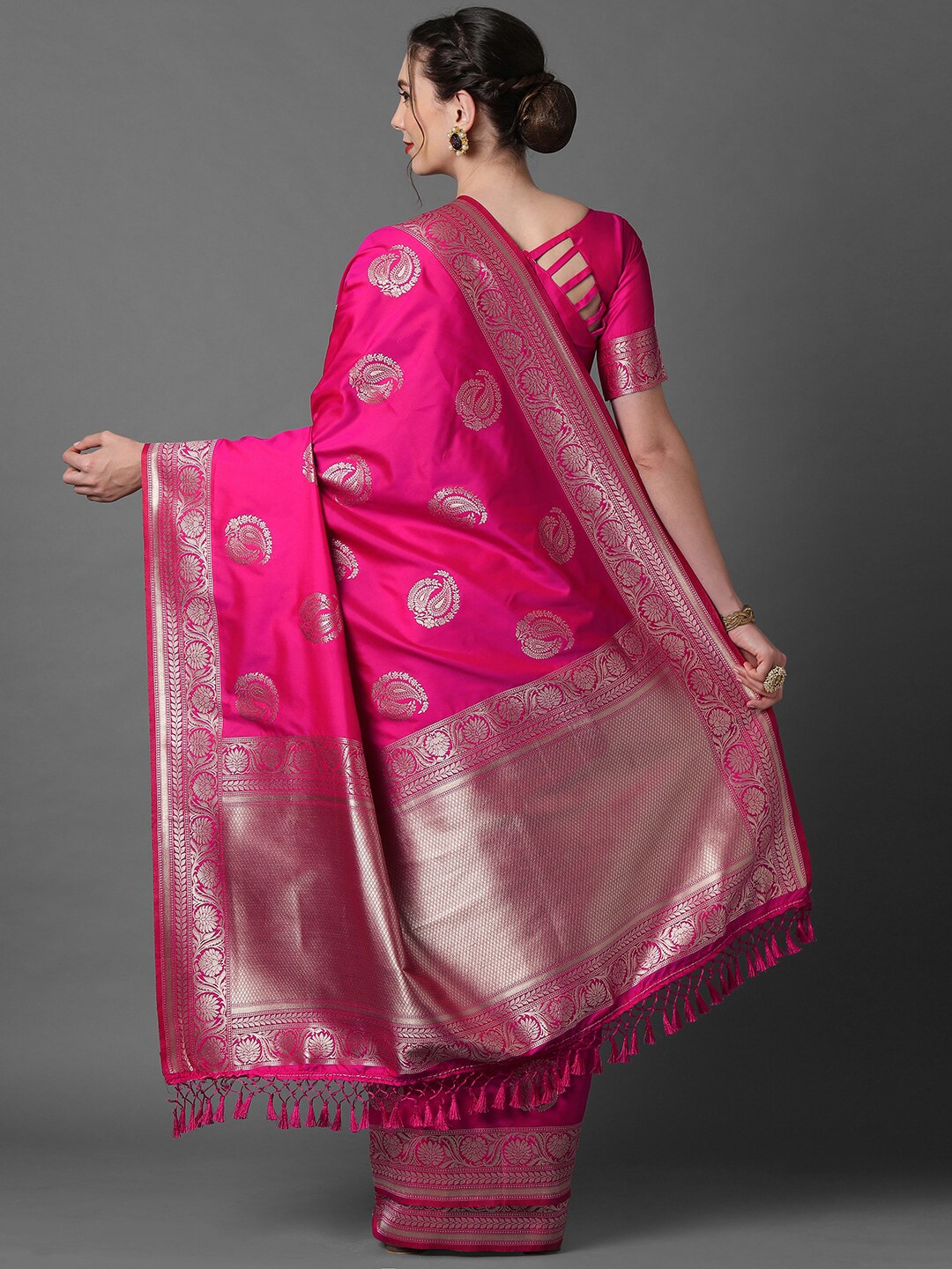 Mitera Pink & Silver-Toned Paisley Zari Silk Blend Banarasi Saree | Swadesiicart