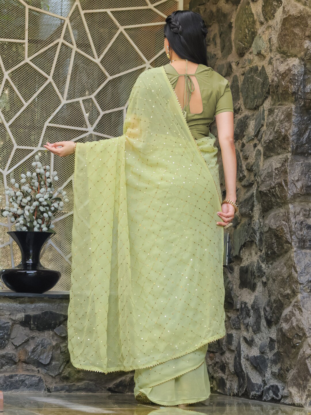 Tikhi Imli Embellished Sequinned Saree | Swadesiicart