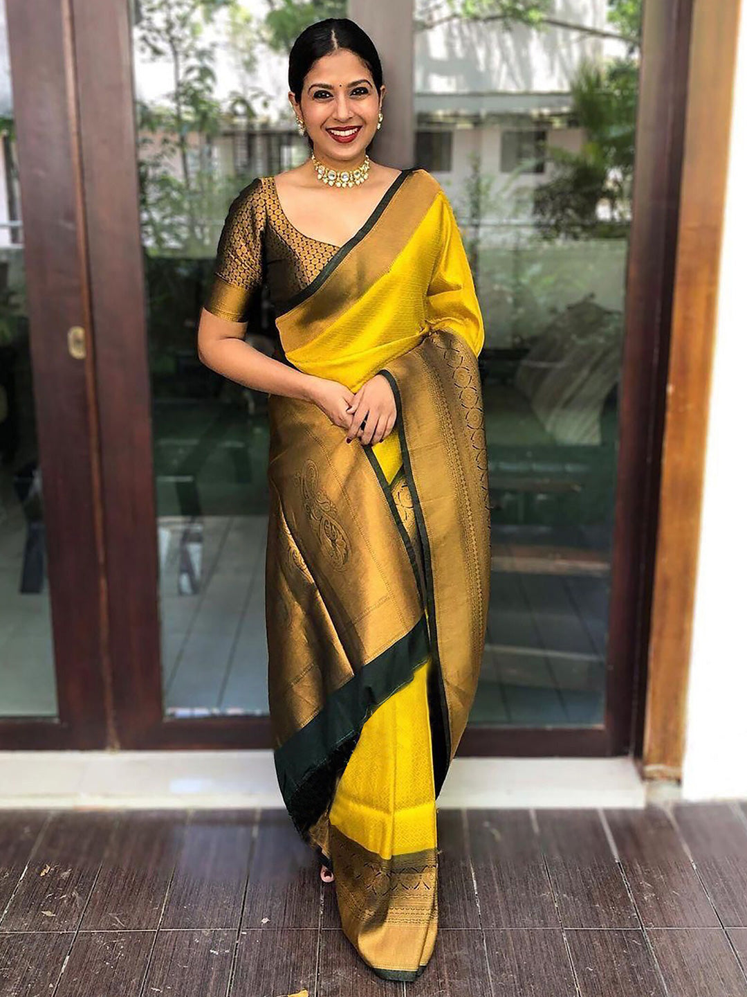 Kalini Geometric Woven Design Banarasi Silk Saree | Swadesiicart