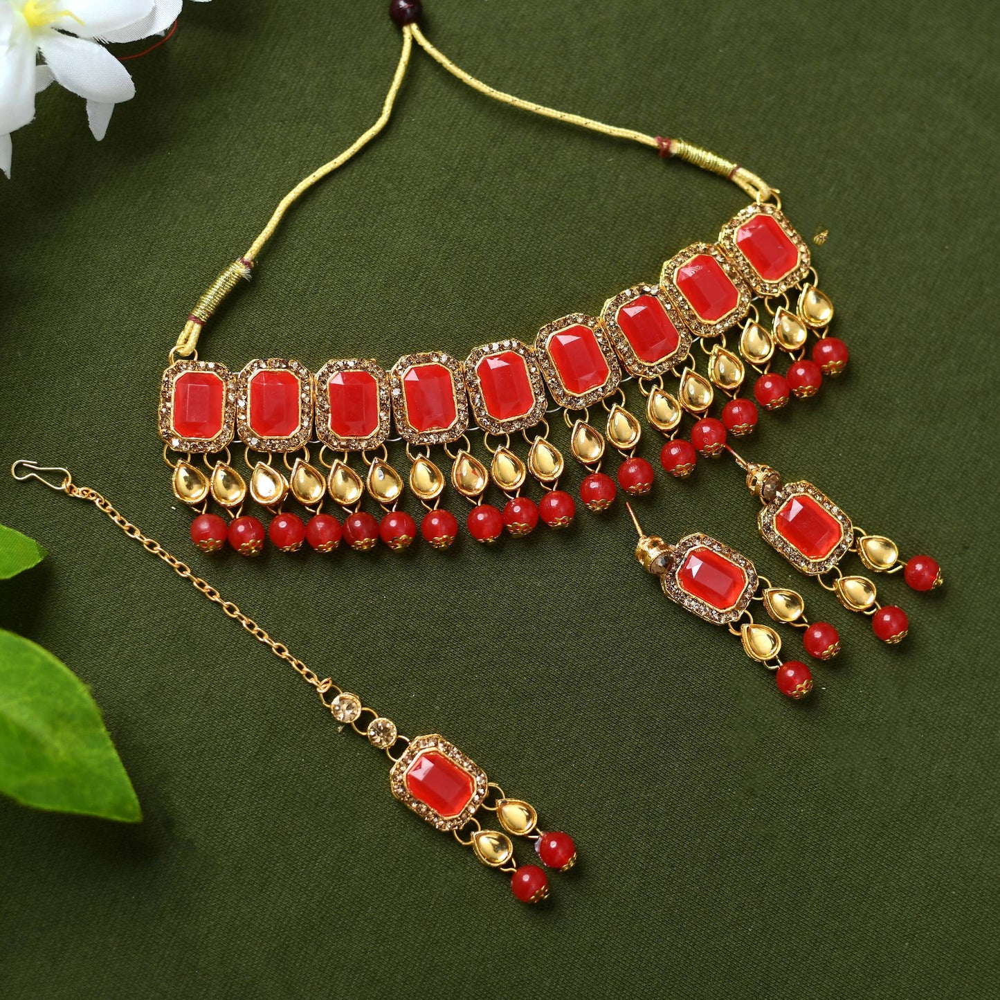 Mominos Fashion Johar Kamal Gold-Polished Brass Finish Kundan/Pearls Choker For Women (Red) | Swadesiicart
