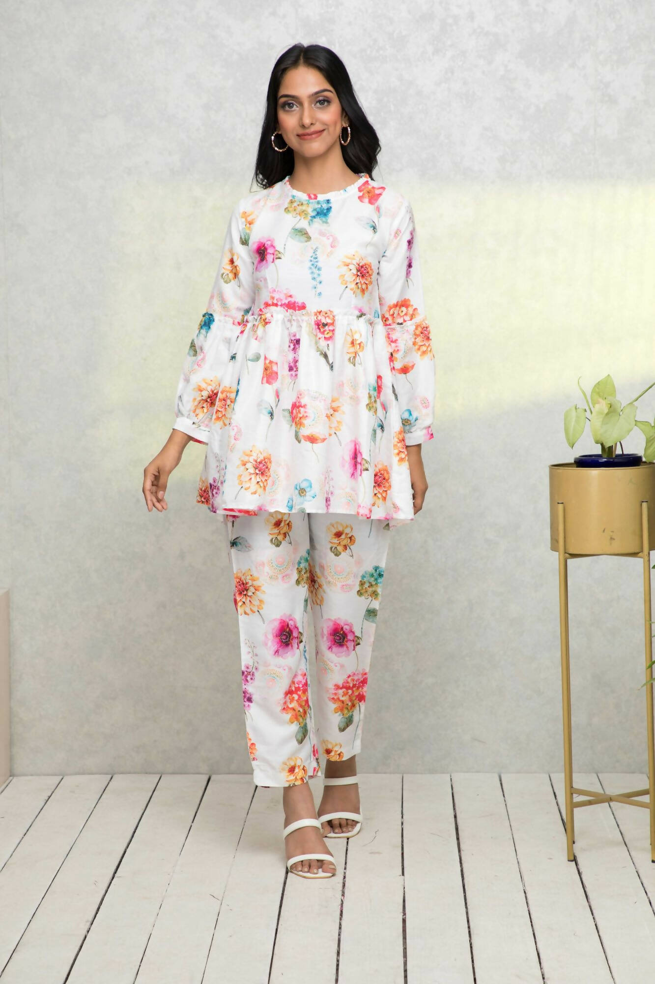 Myshka Women White Printed Romantic Florals Co-Ords - Swadesiicart