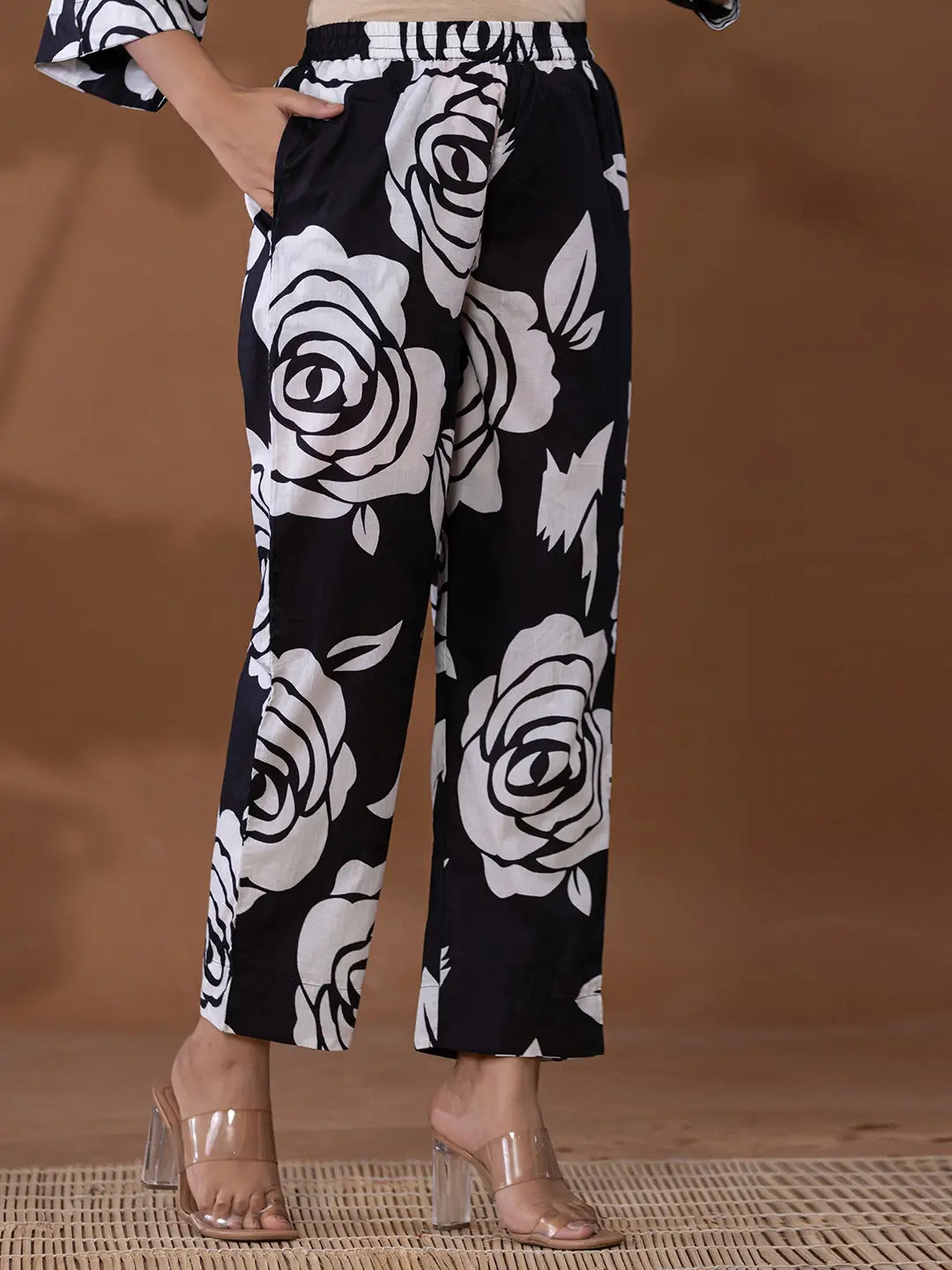 Yufta Cotton Black Printed Co-Ord Set - Swadesiicart
