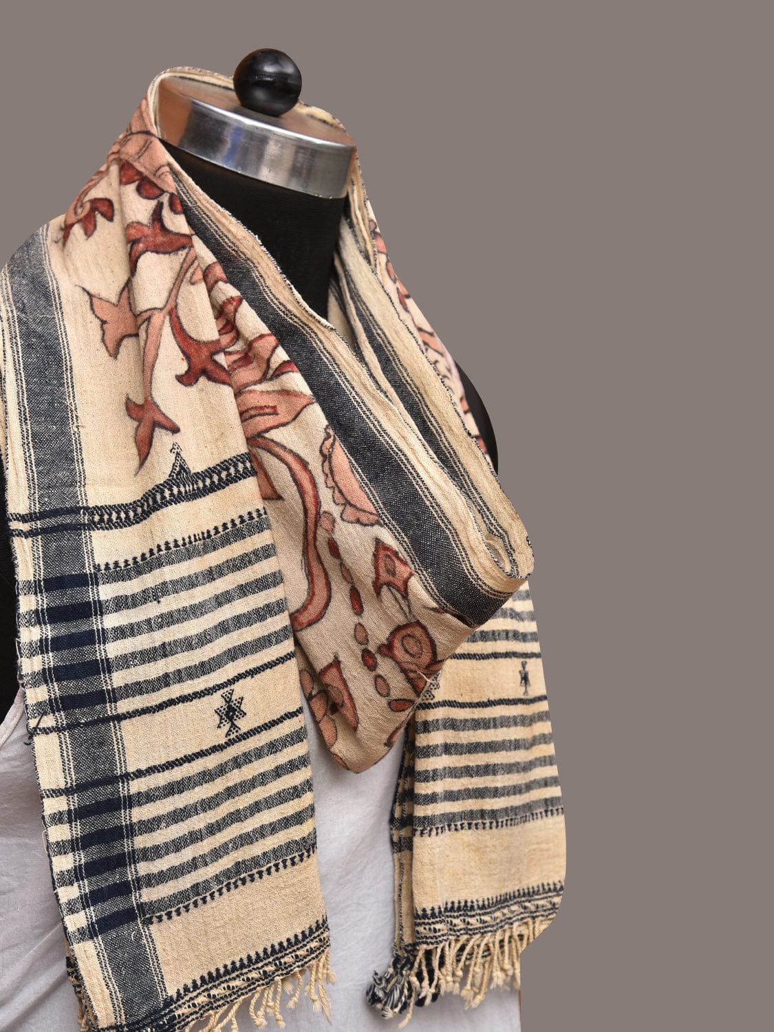 Cream Kalamkari Hand Painted Cotton Bhujodi Handloom Stole with Floral Design - Global Threads | Swadesiicart