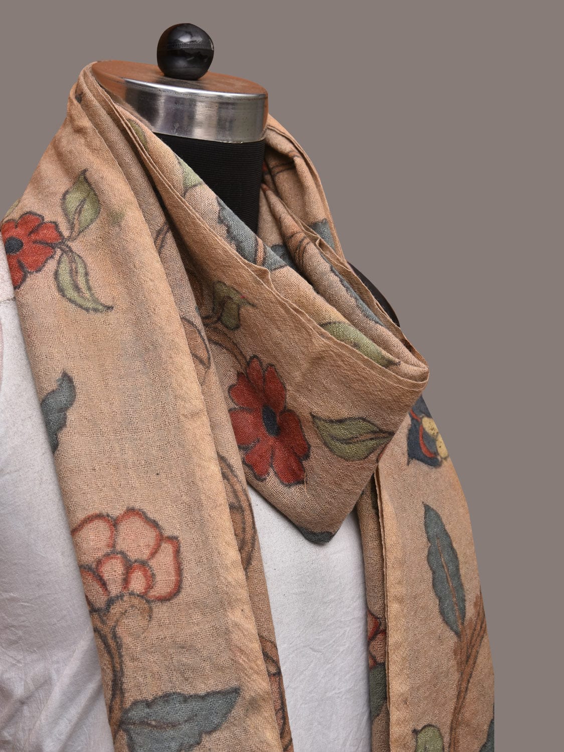 Cream Kalamkari Hand Painted Woolen Handloom Stole with Floral Design - Global Threads | Swadesiicart