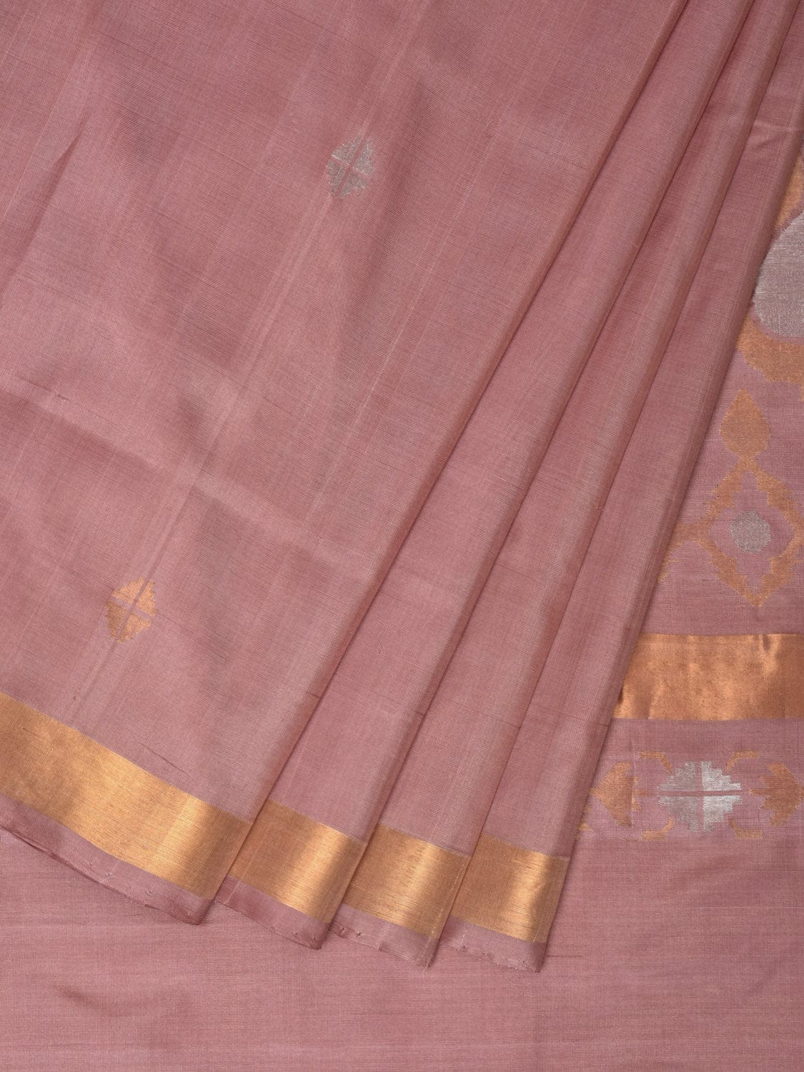 Cream Uppada Silk Handloom Saree with Mango Pallu Design - Global Threads | Swadesiicart