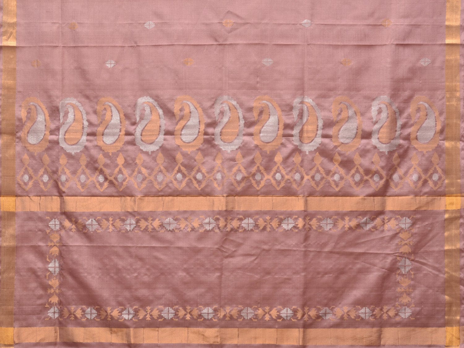 Cream Uppada Silk Handloom Saree with Mango Pallu Design - Global Threads | Swadesiicart