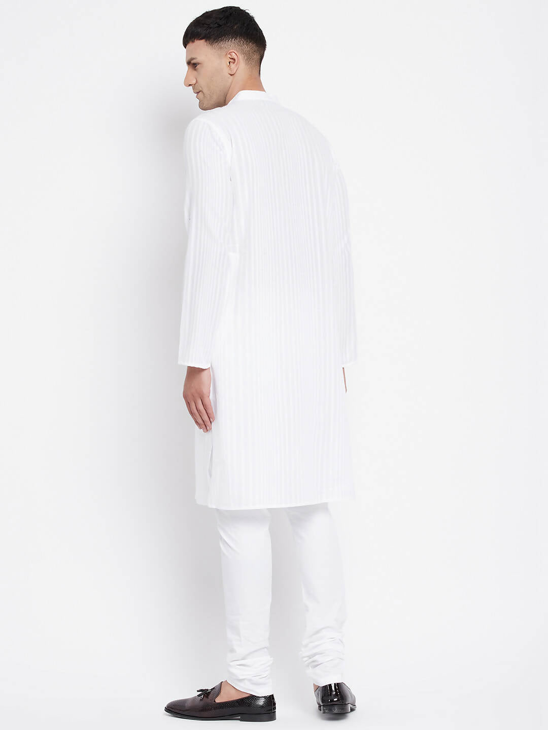 Even Apparels White Pure Cotton Men Kurta With Band Collar | Swadesiicart