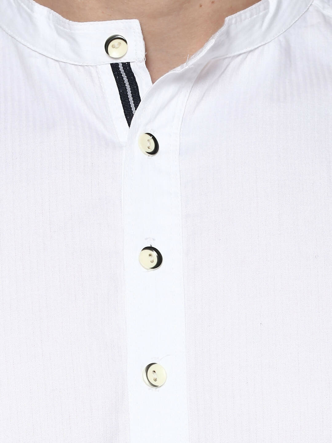 Even Apparels Band Collar White Color Pure Cotton Men's Kurta | Swadesiicart