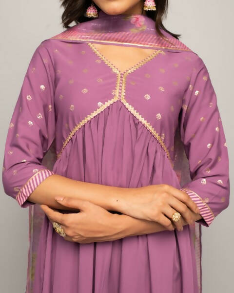 FIORRA Women's Lavender Creap A-Line Kurta Pant With Dupatta - Swadesiicart